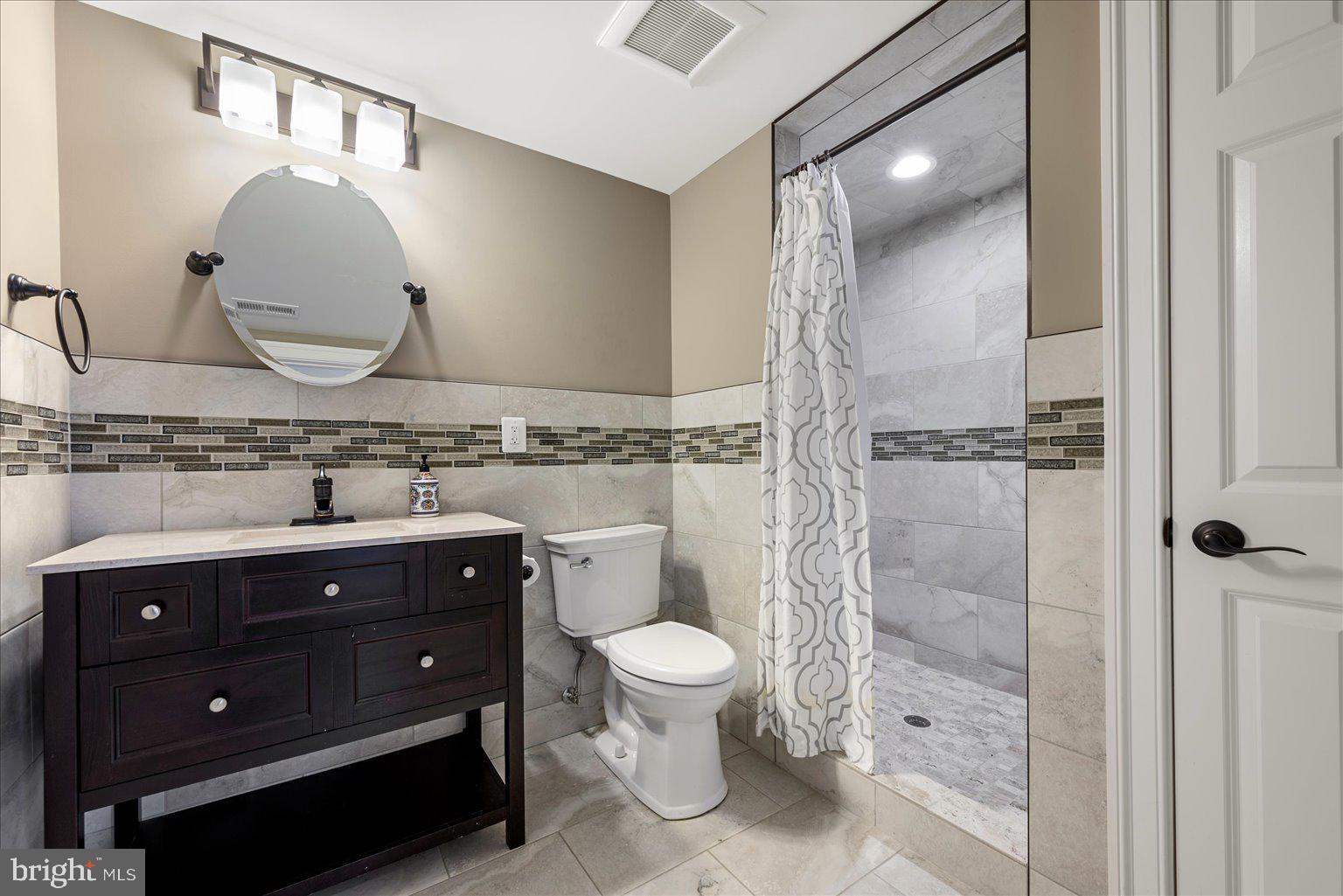 FIELDSTONE FARM - Residential