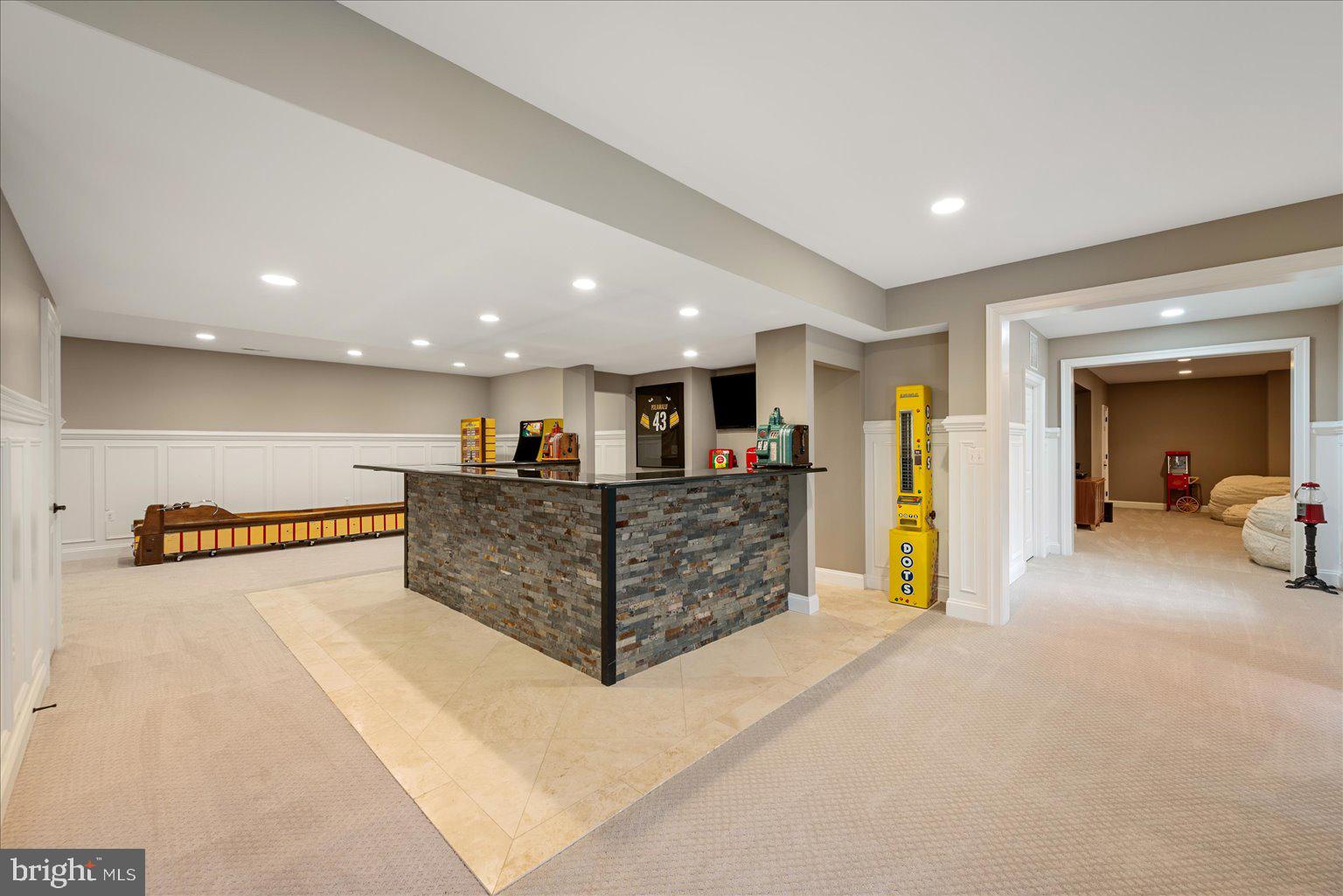 FIELDSTONE FARM - Residential