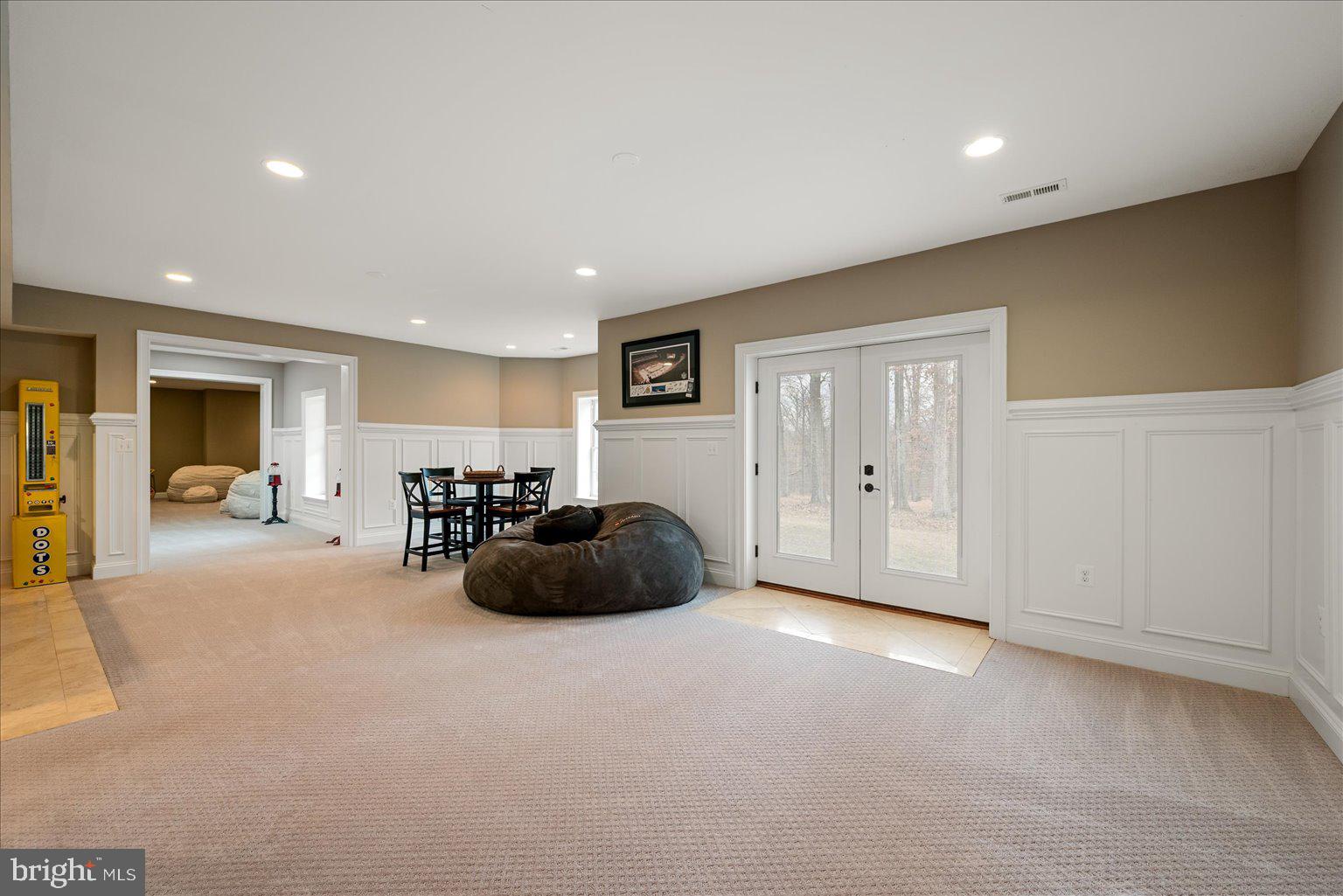 FIELDSTONE FARM - Residential