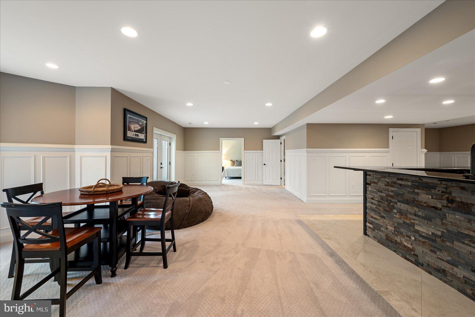 FIELDSTONE FARM - Residential