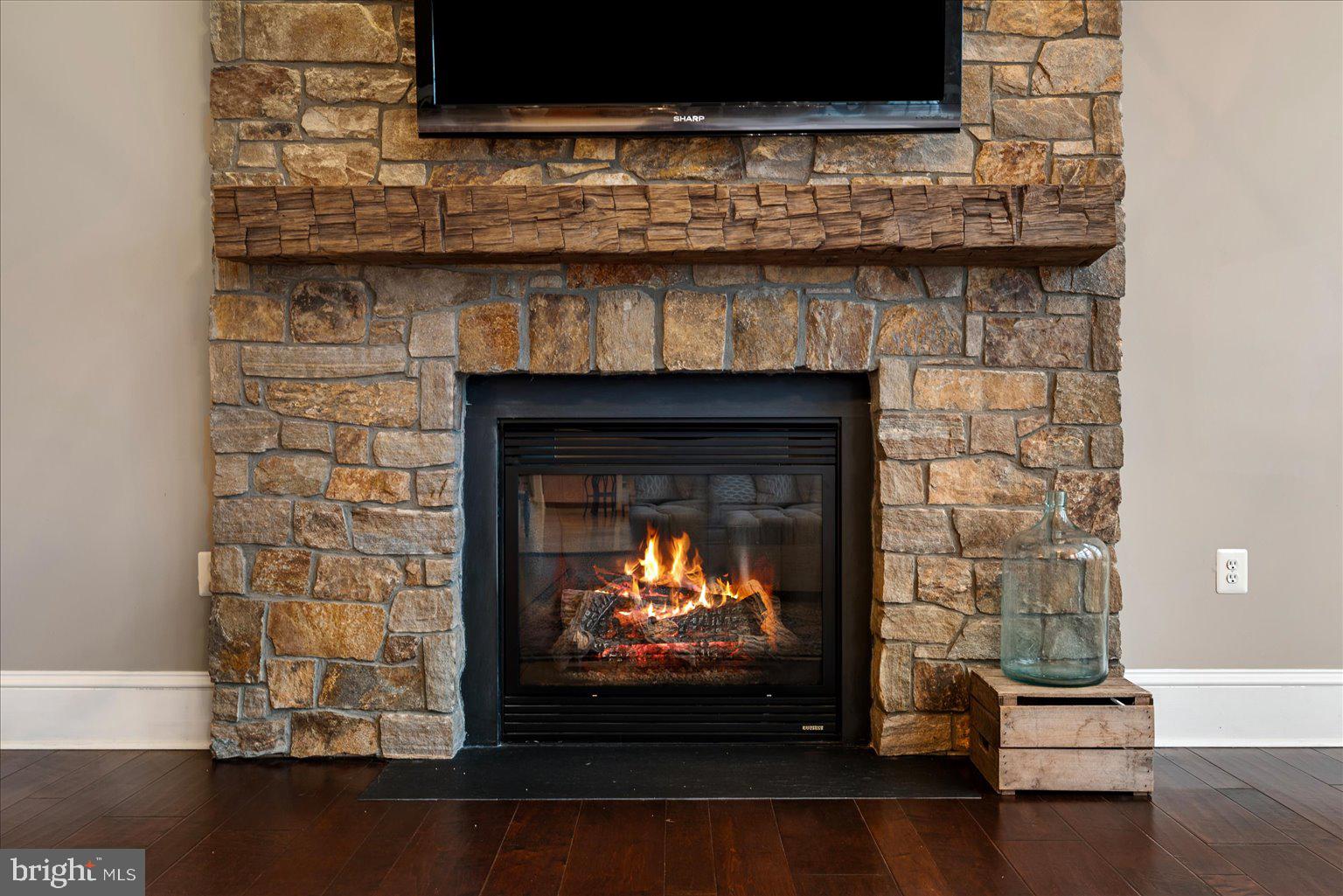 FIELDSTONE FARM - Residential