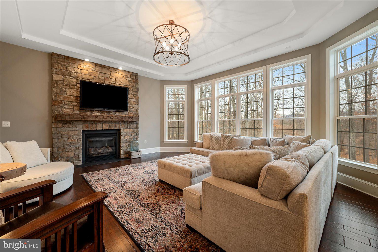 FIELDSTONE FARM - Residential