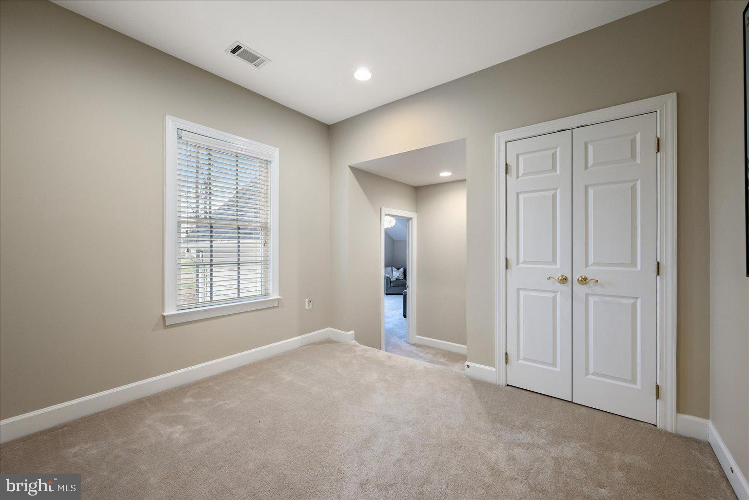 FIELDSTONE FARM - Residential