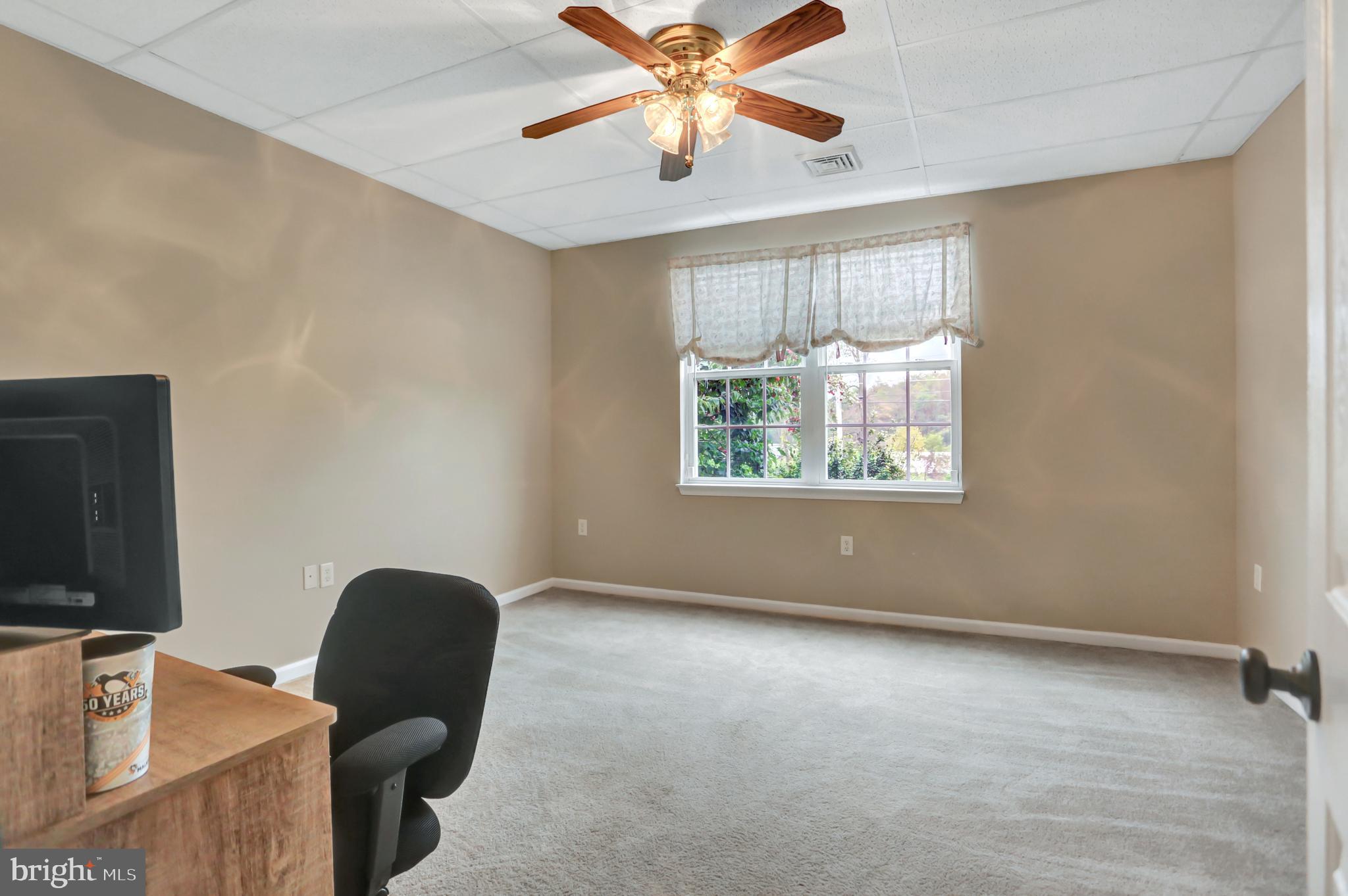 HOBBY HORSE ACRES - Residential