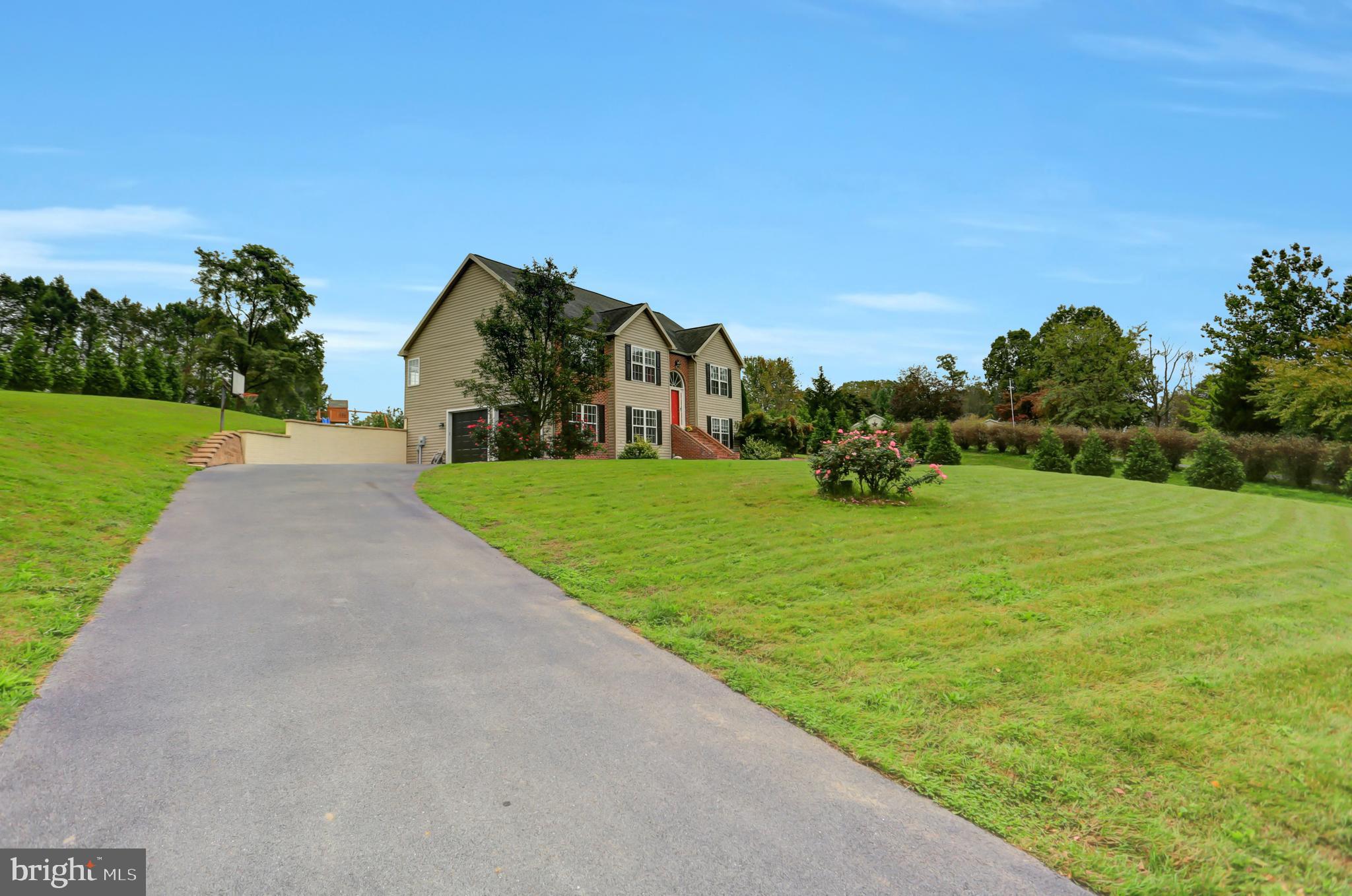 HOBBY HORSE ACRES - Residential