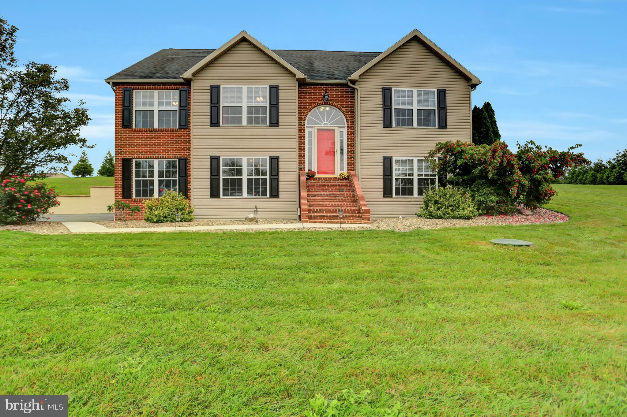 HOBBY HORSE ACRES - Residential