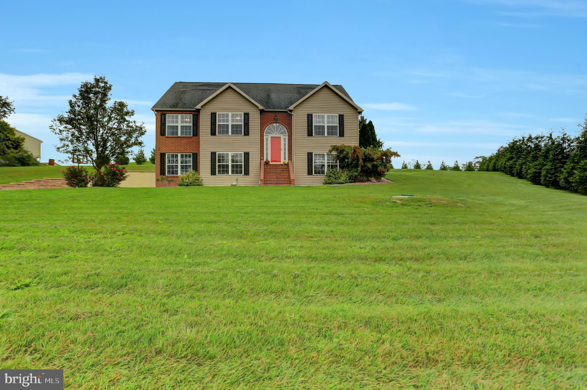 HOBBY HORSE ACRES - Residential