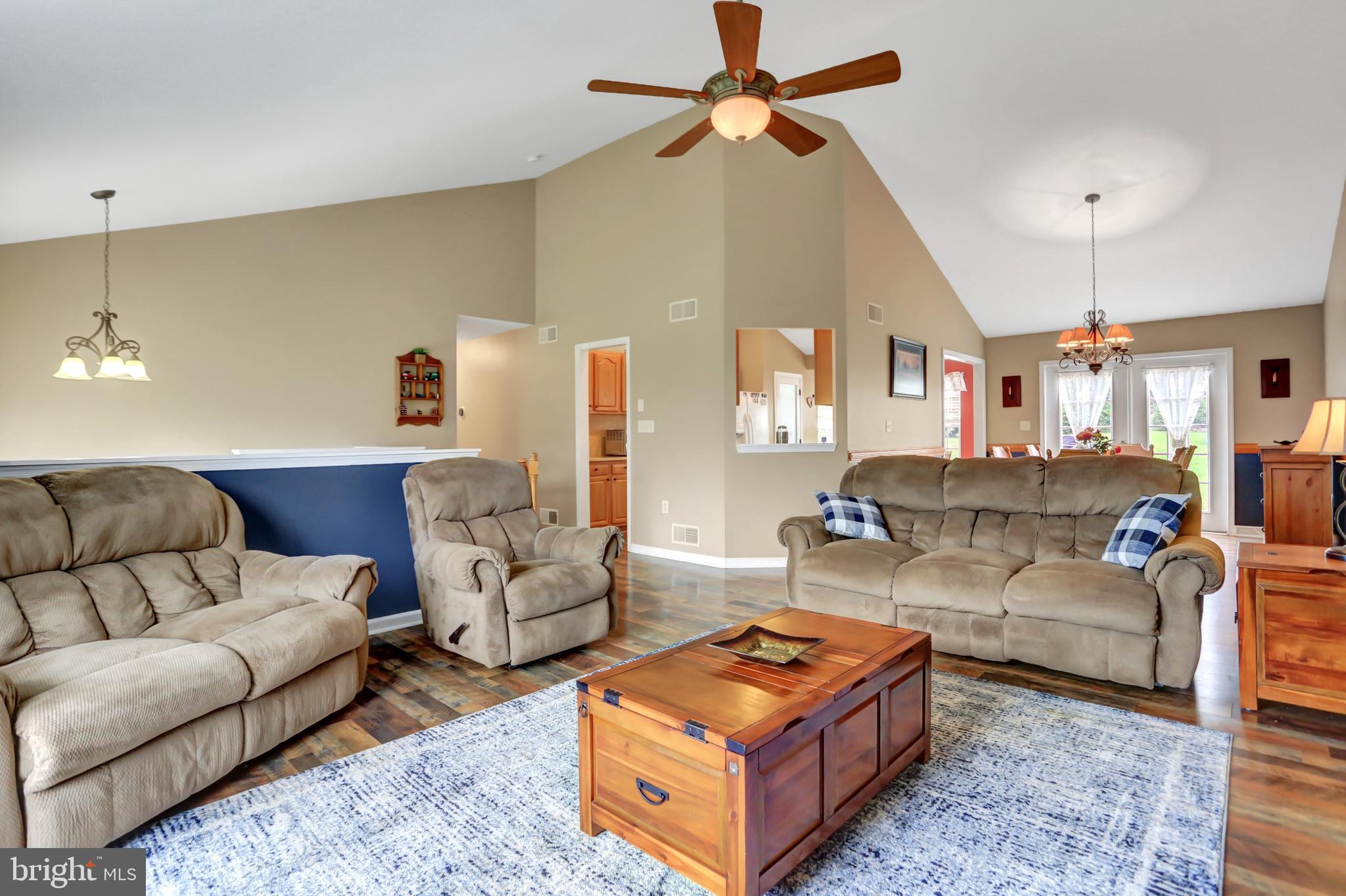 HOBBY HORSE ACRES - Residential