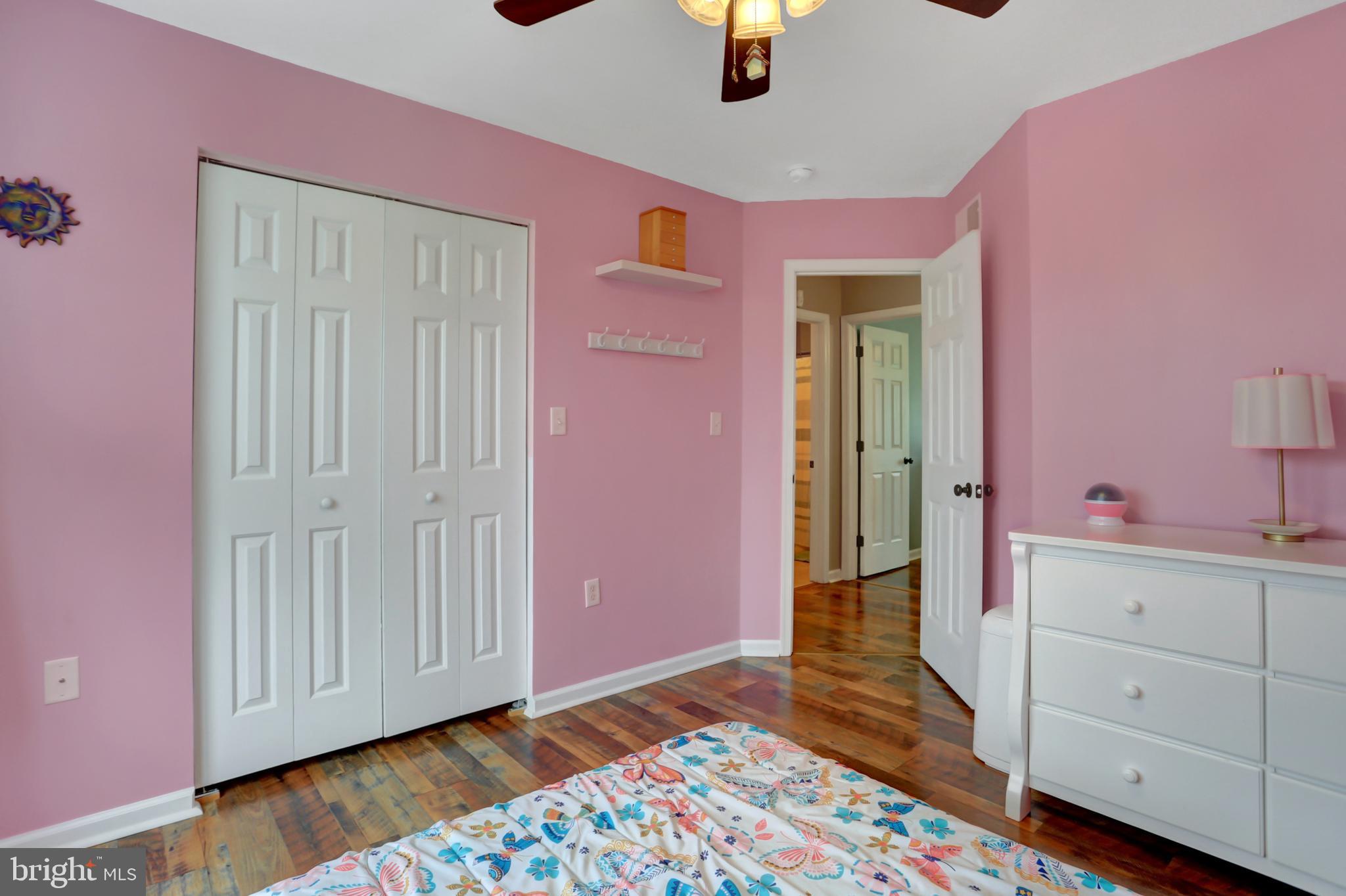 HOBBY HORSE ACRES - Residential