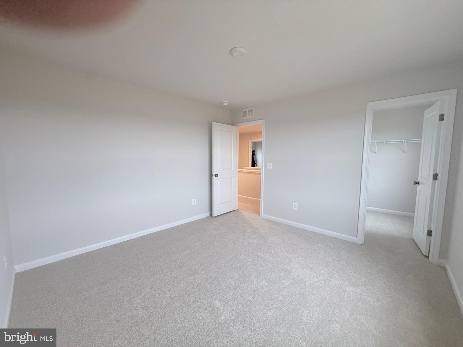 STONE SPRING - Residential Lease