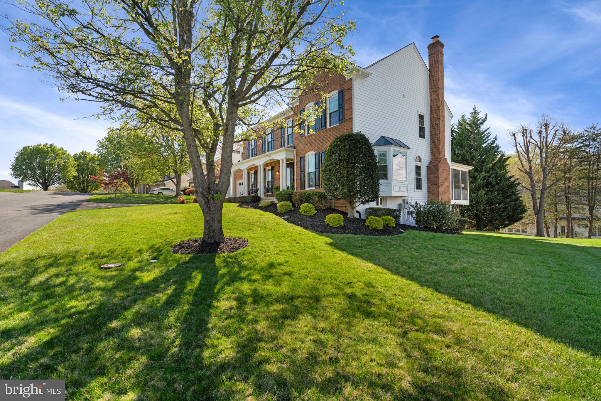 15543 ATTERBURY COURT