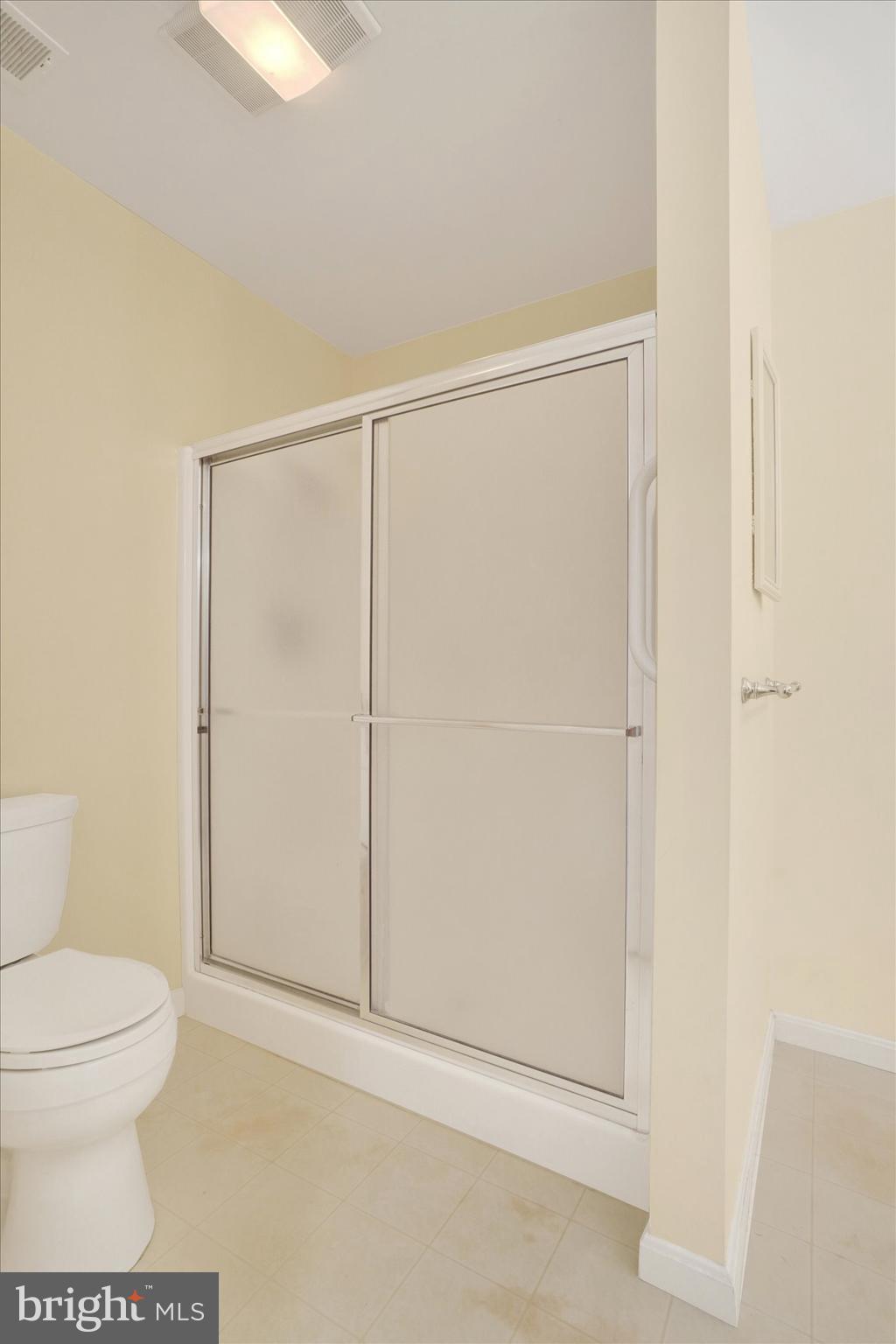 LONGSTOWN VILLAGE - Residential