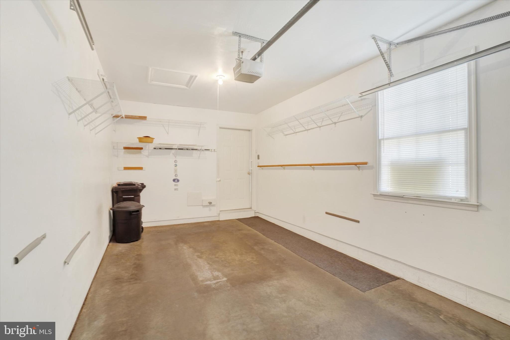 LONGSTOWN VILLAGE - Residential