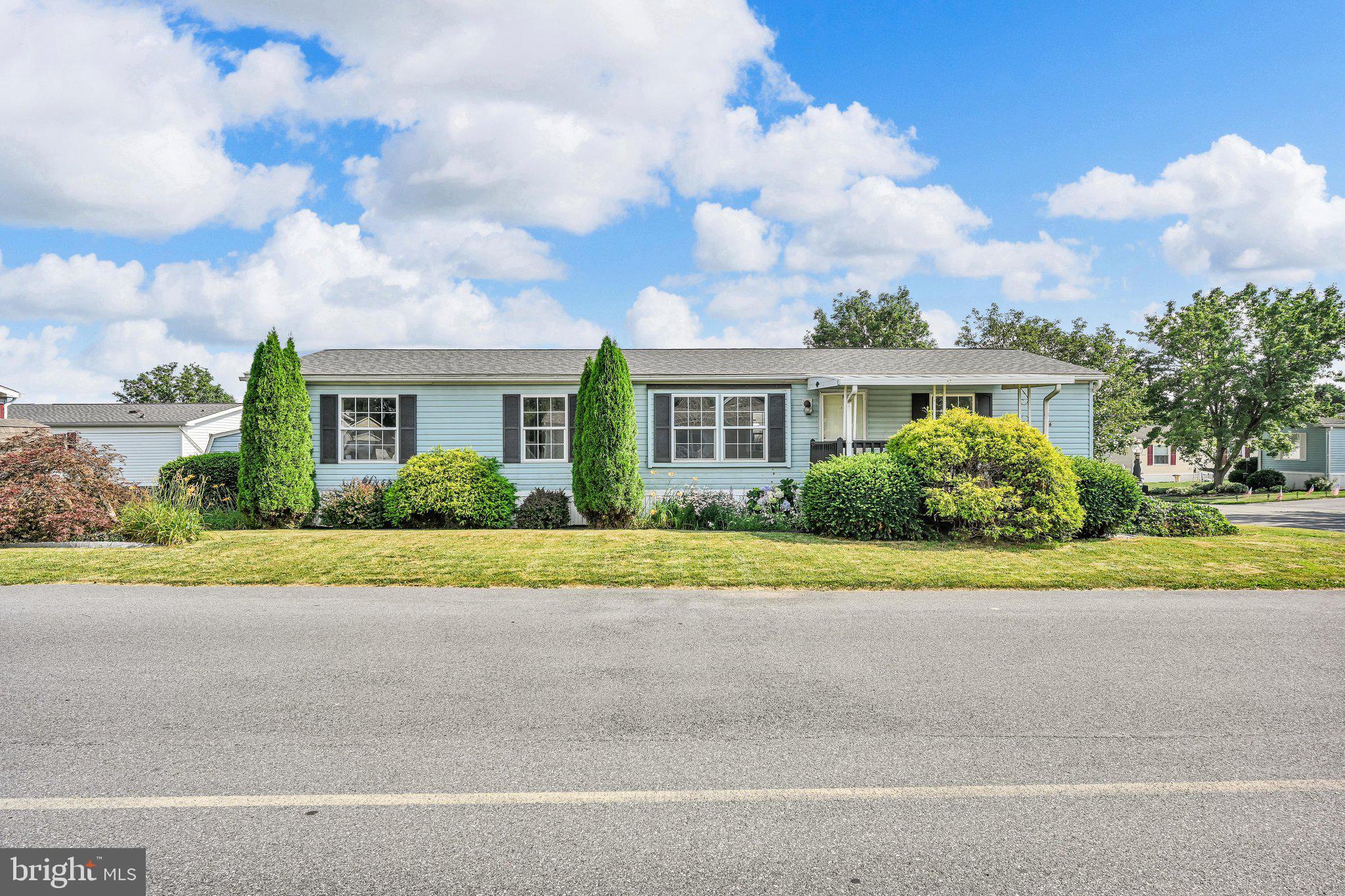 106 SILVER WIND CT S