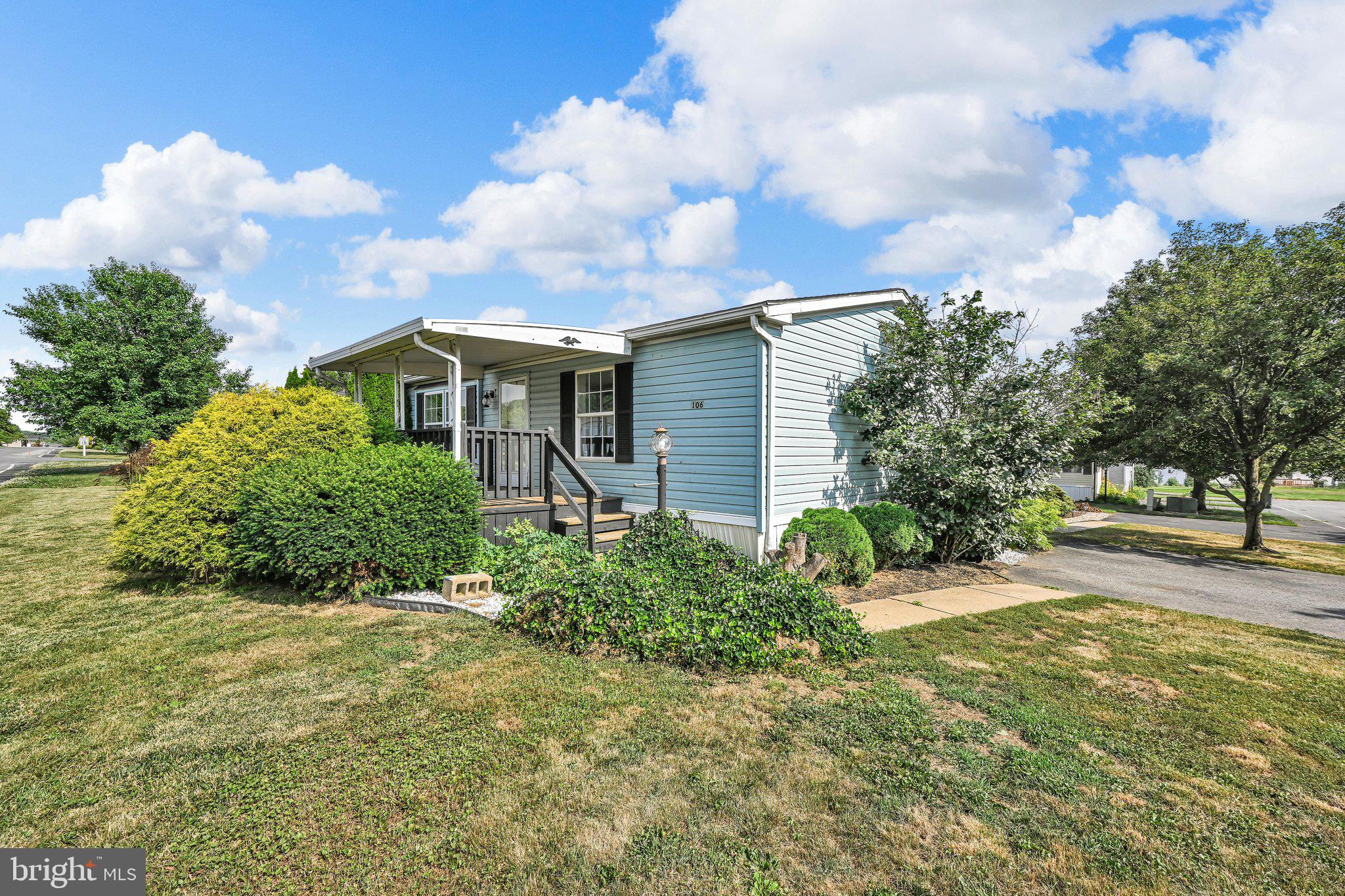 106 SILVER WIND CT S