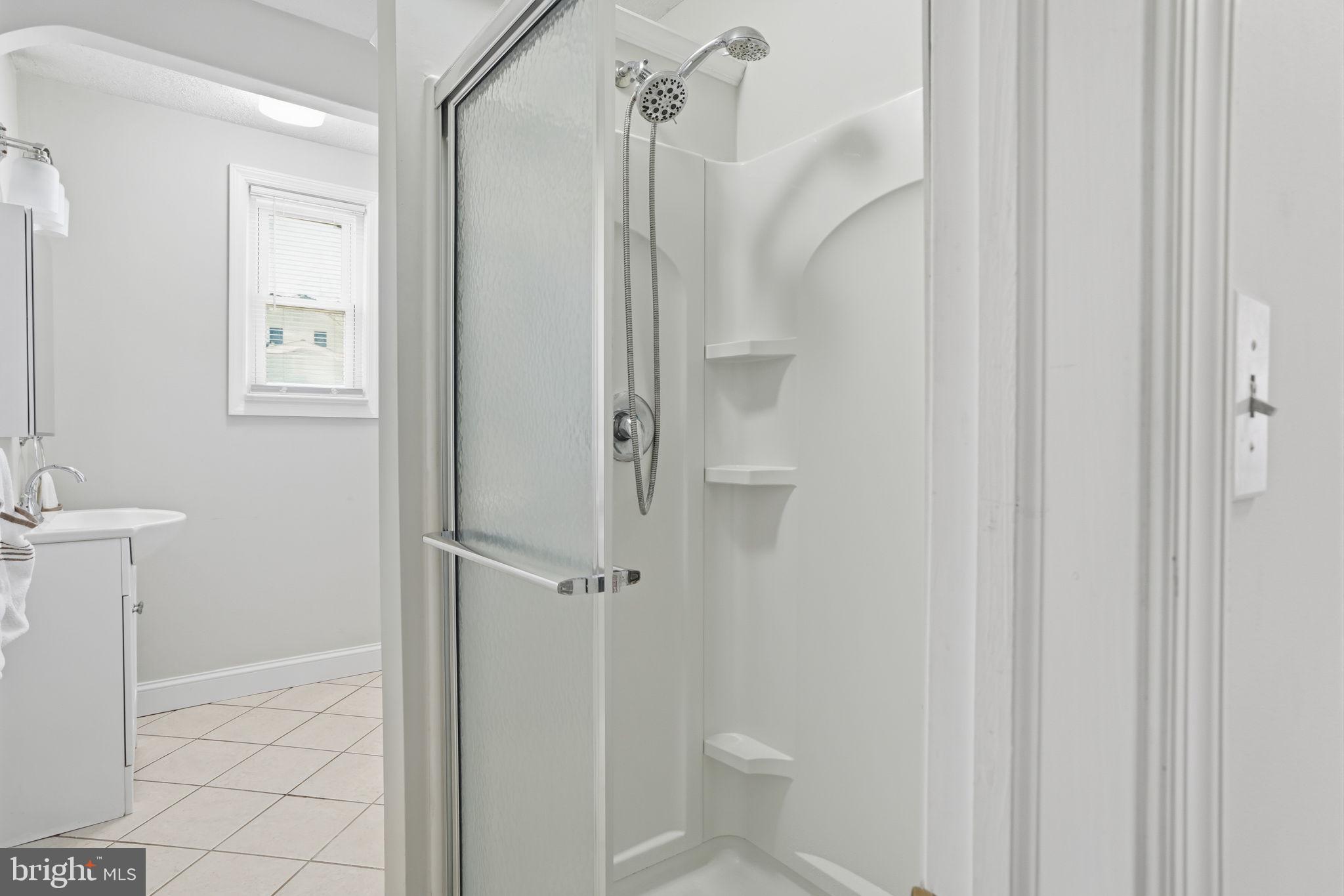 FEASTERVILLE HGTS - Residential