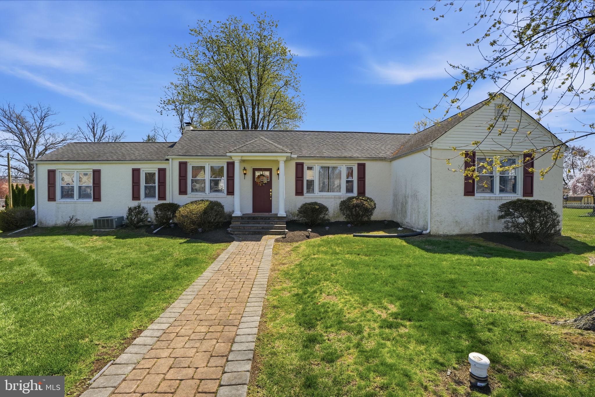 FEASTERVILLE HGTS - Residential