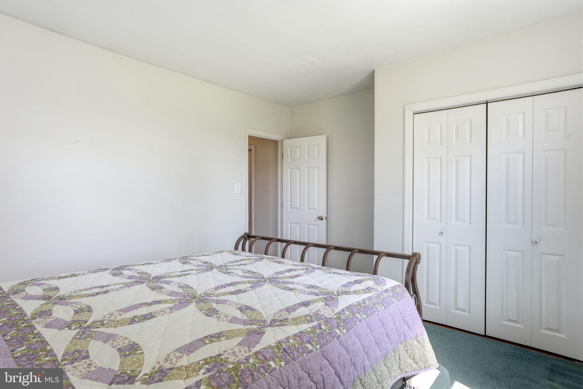 FEASTERVILLE HGTS - Residential