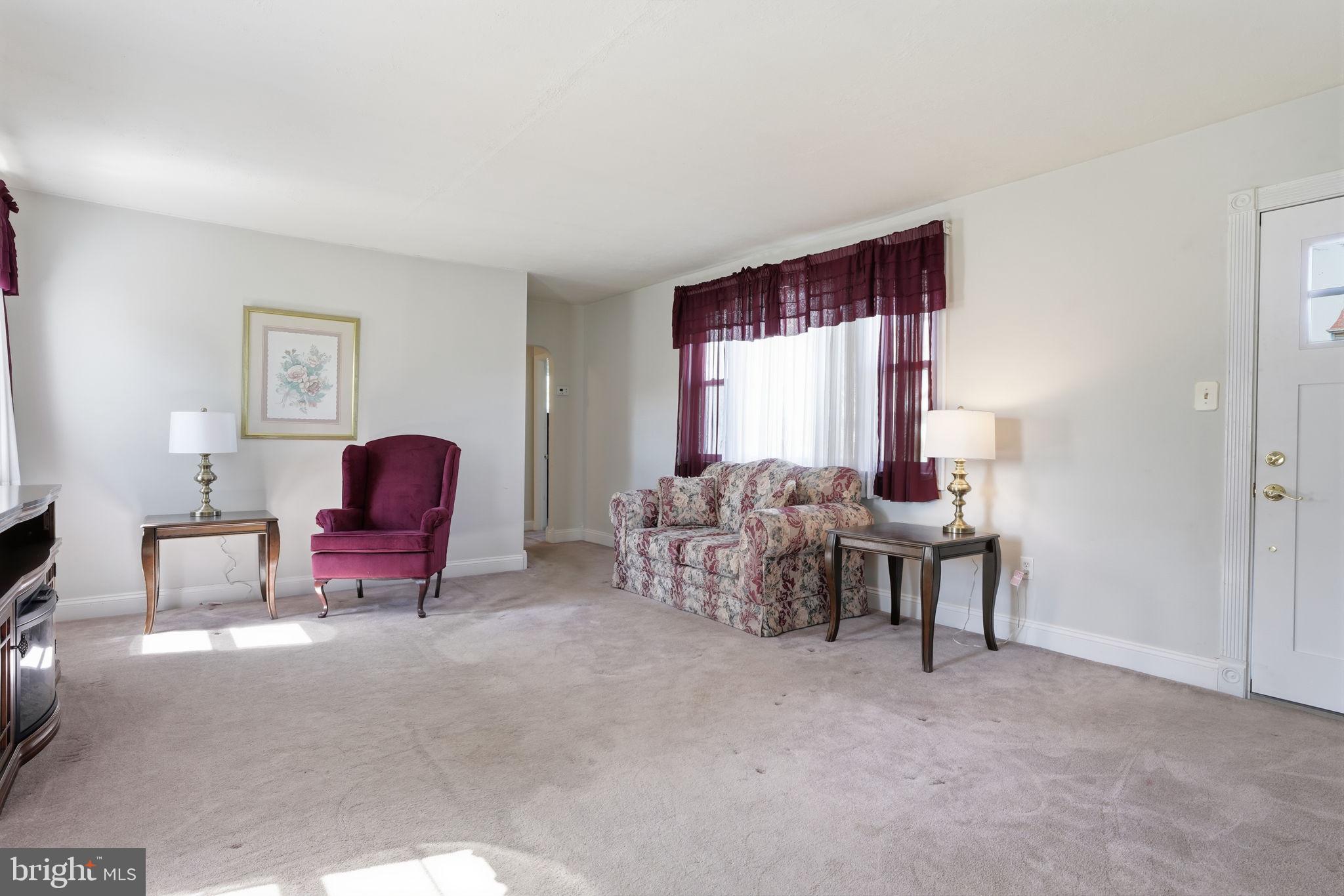 FEASTERVILLE HGTS - Residential