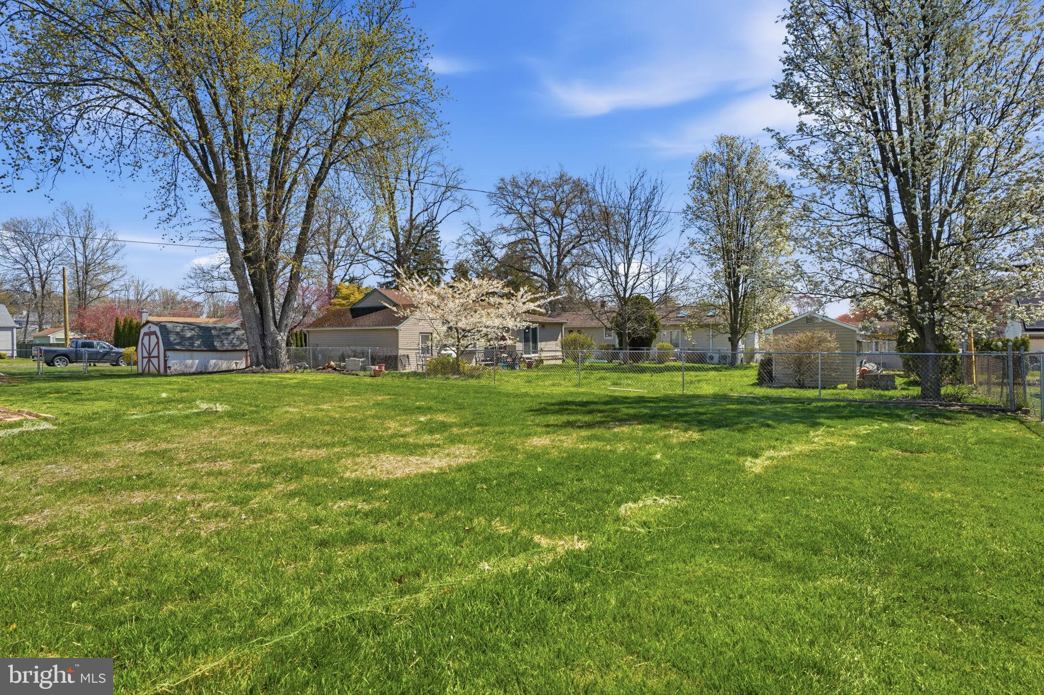 FEASTERVILLE HGTS - Residential