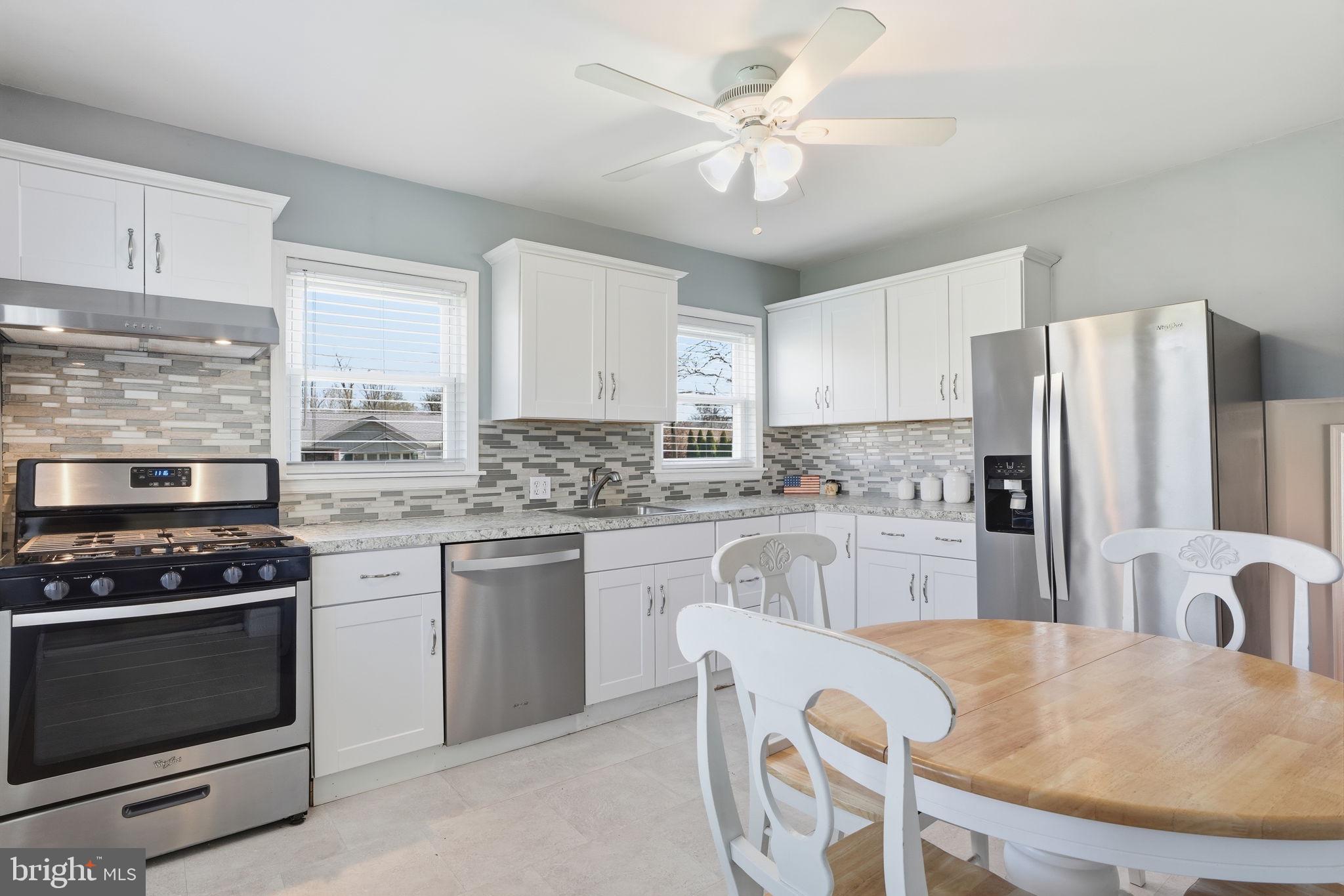 FEASTERVILLE HGTS - Residential