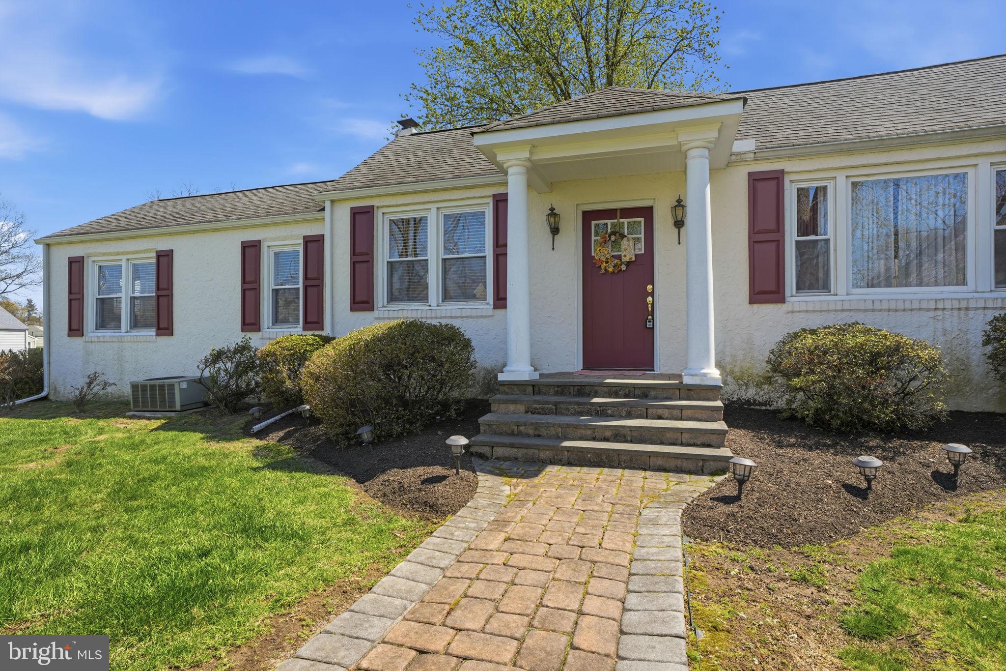 FEASTERVILLE HGTS - Residential