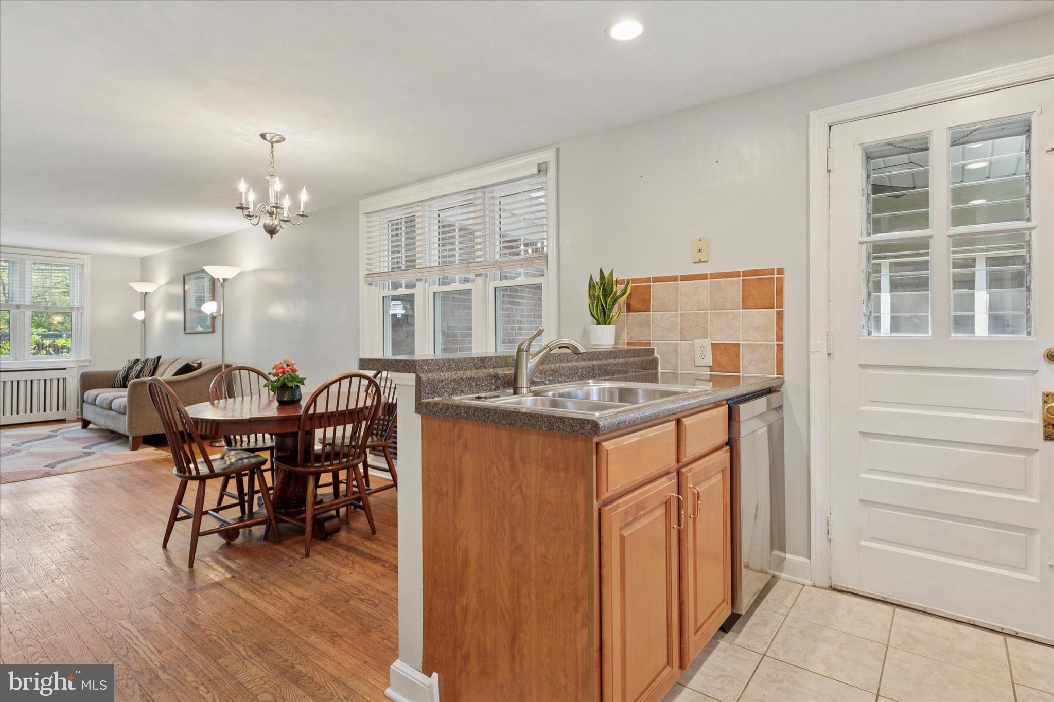 GLENSIDE GARDENS - Residential