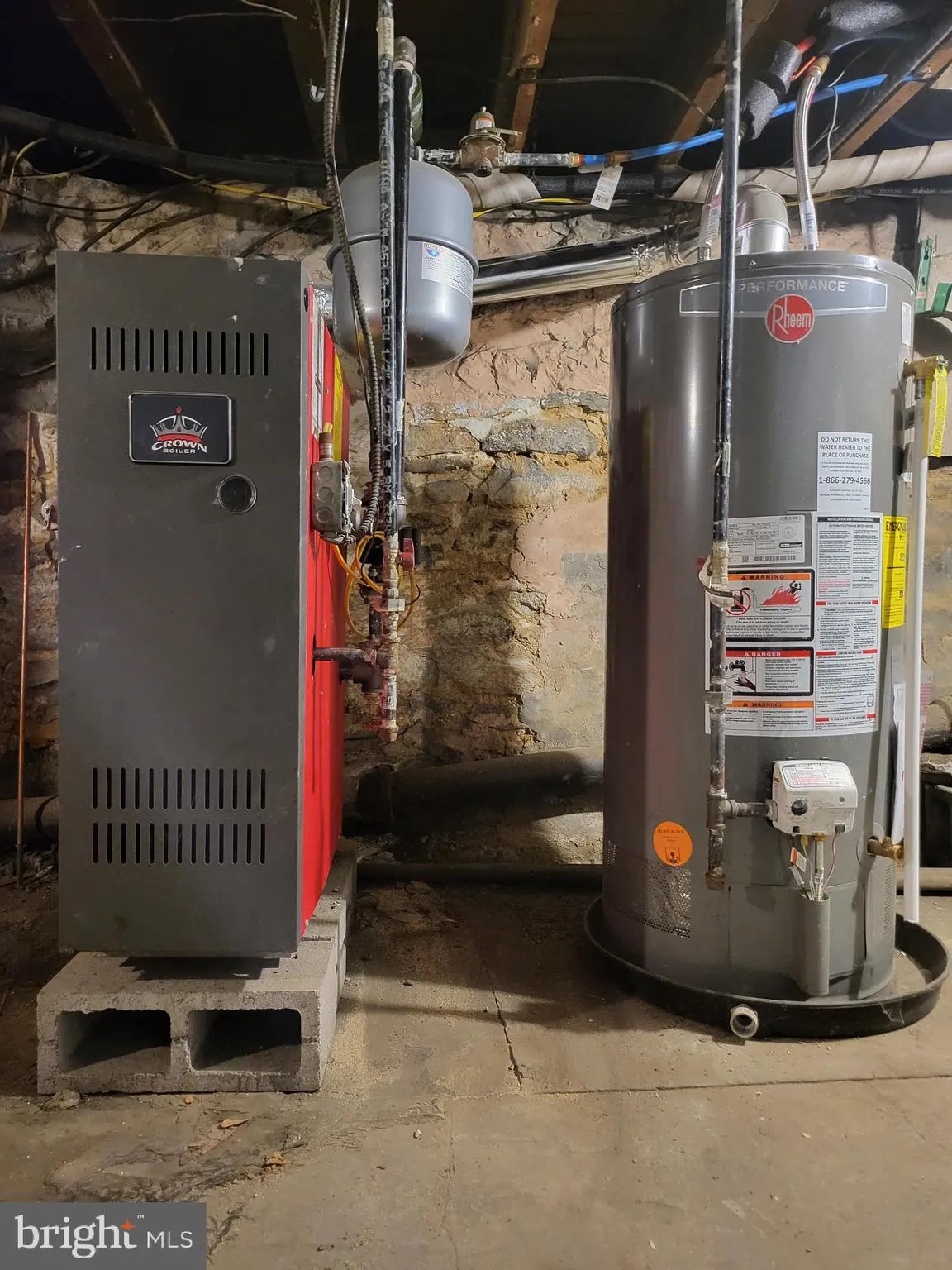 Shamokin, Pennsylvania 17872, United States, 3 Bedrooms Bedrooms, ,2 BathroomsBathrooms,Residential,Active,181004