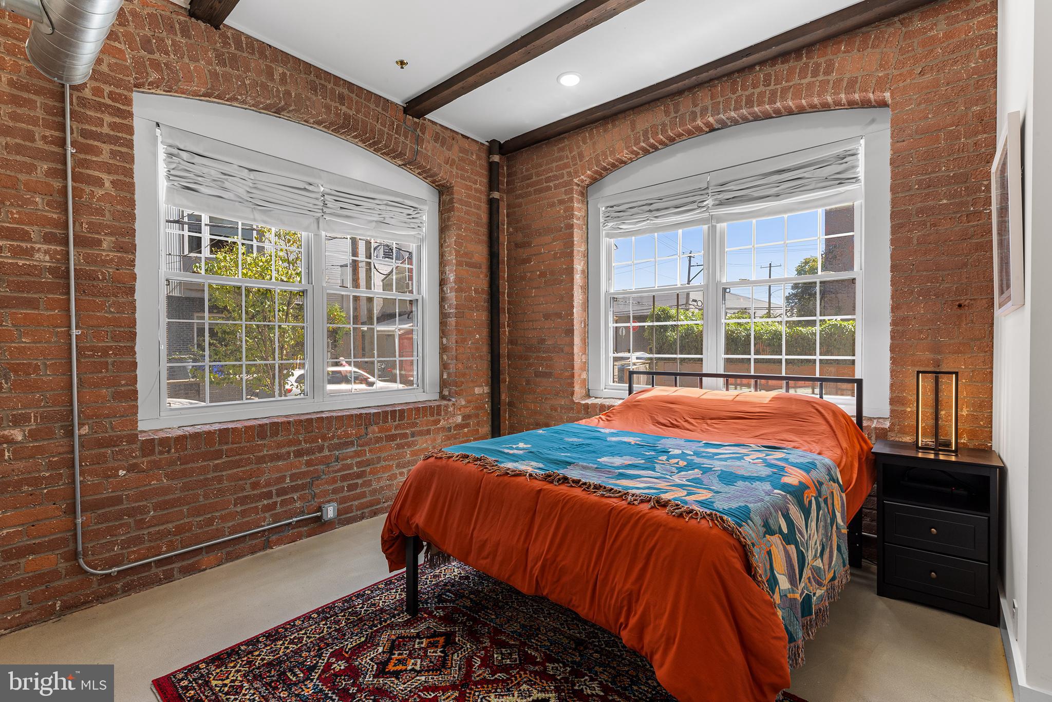 OLDE KENSINGTON - Residential Lease