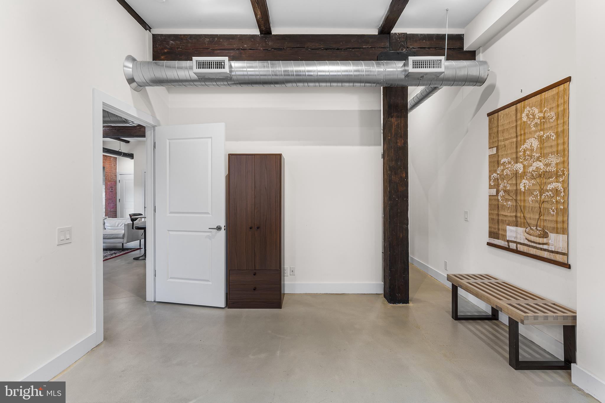 OLDE KENSINGTON - Residential Lease