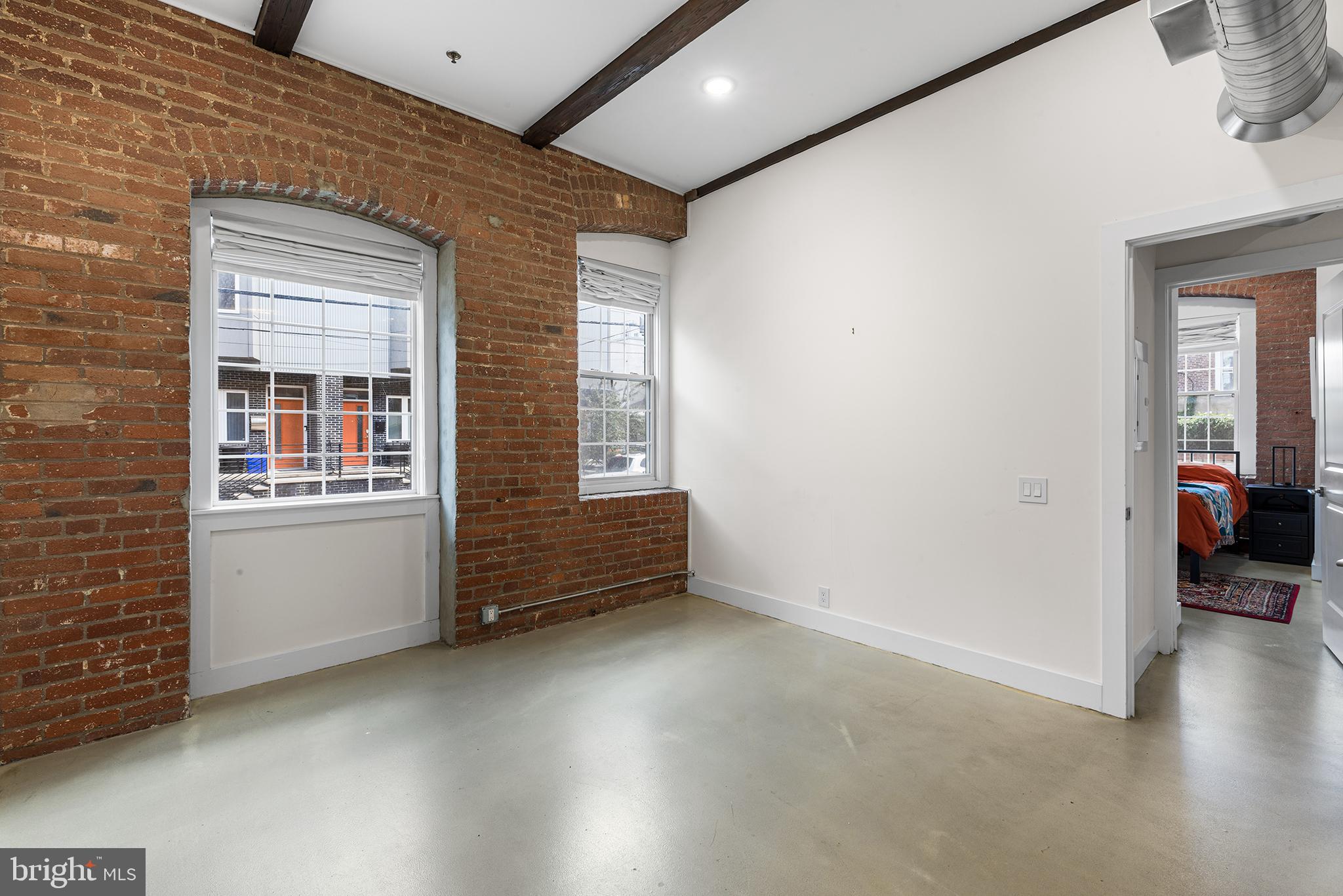 OLDE KENSINGTON - Residential Lease