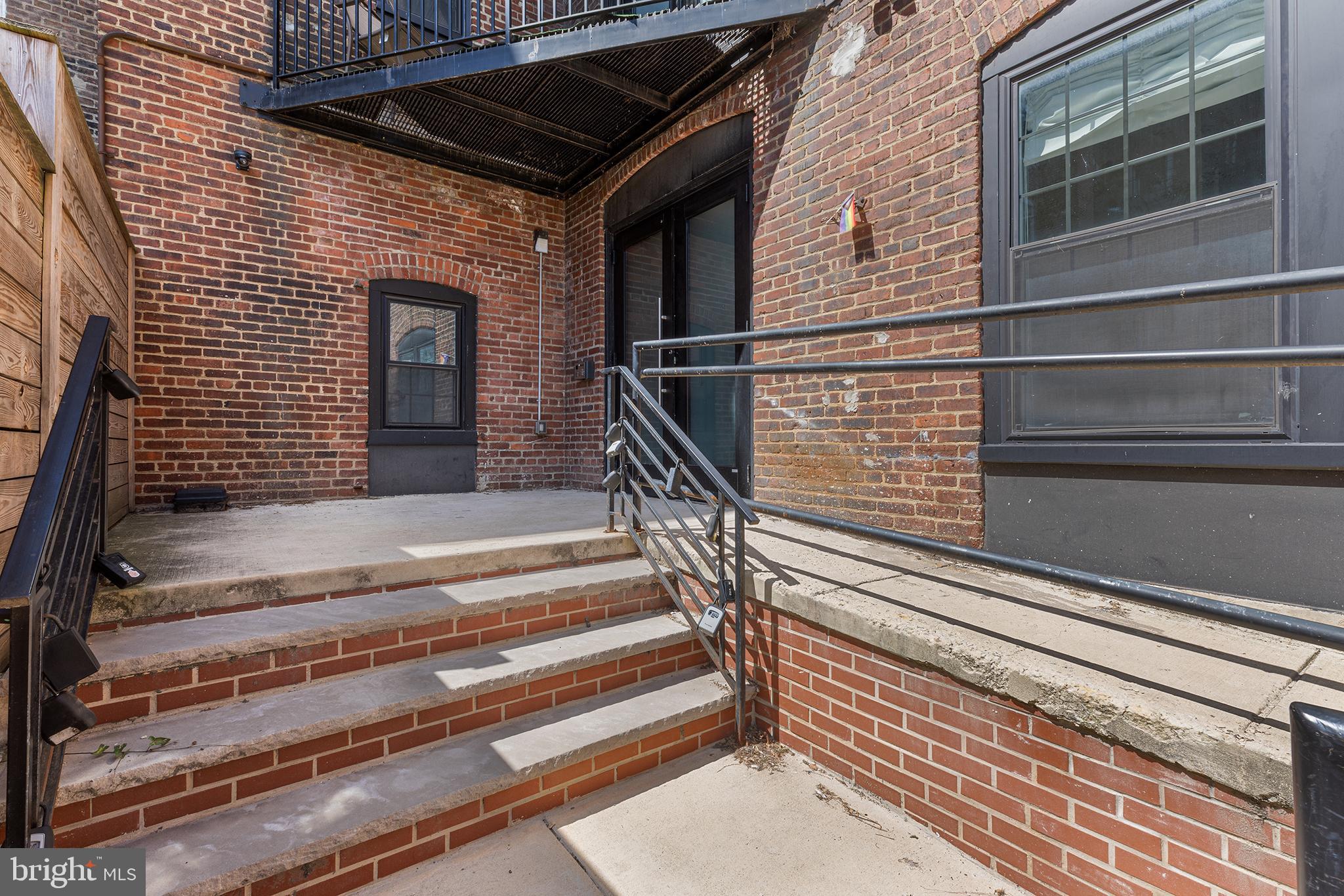 OLDE KENSINGTON - Residential Lease