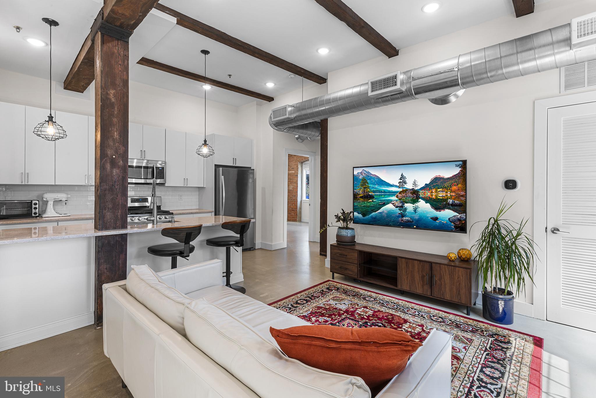 OLDE KENSINGTON - Residential Lease