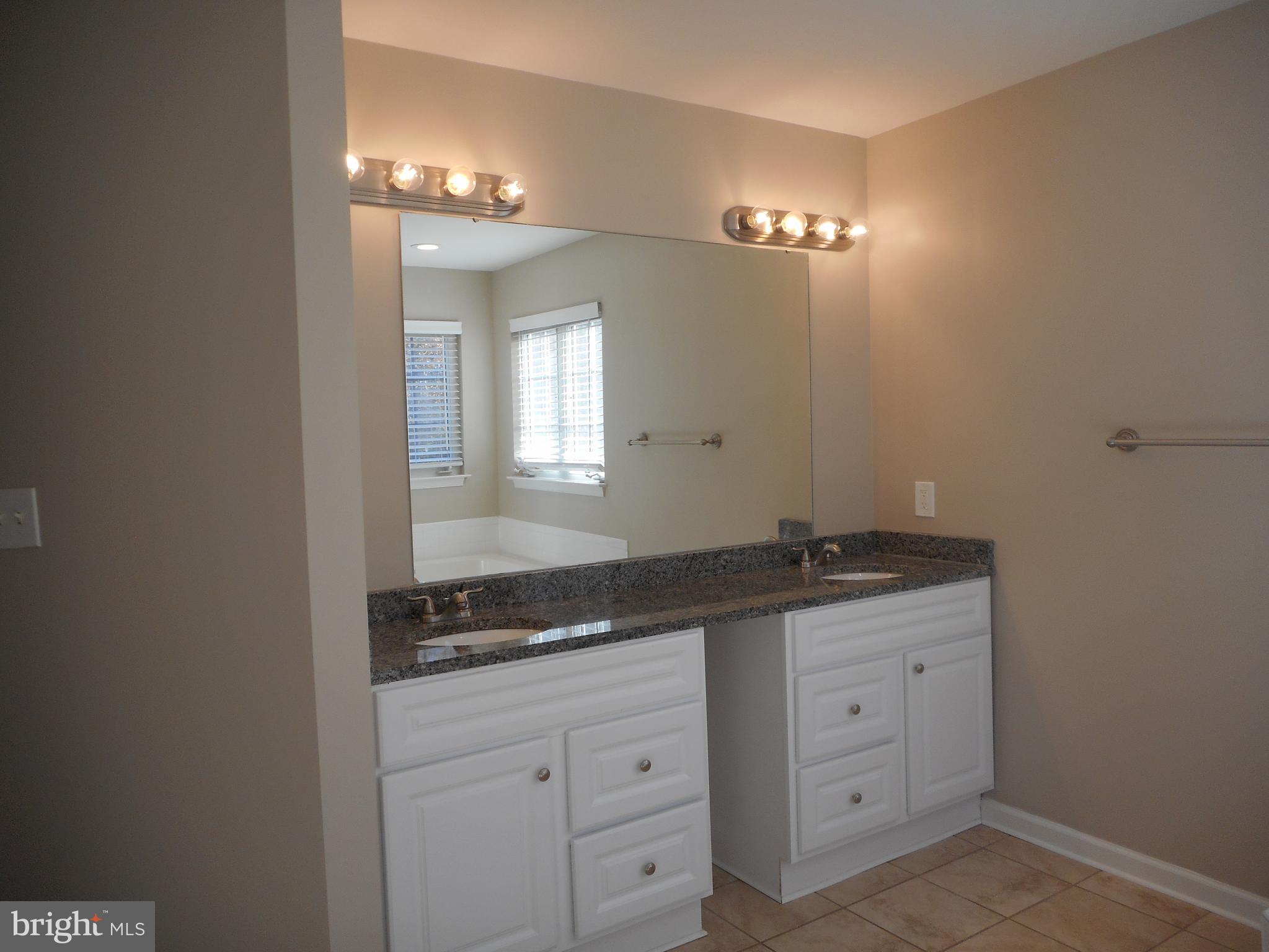 SIMMONS ACRES-ADDN - Residential