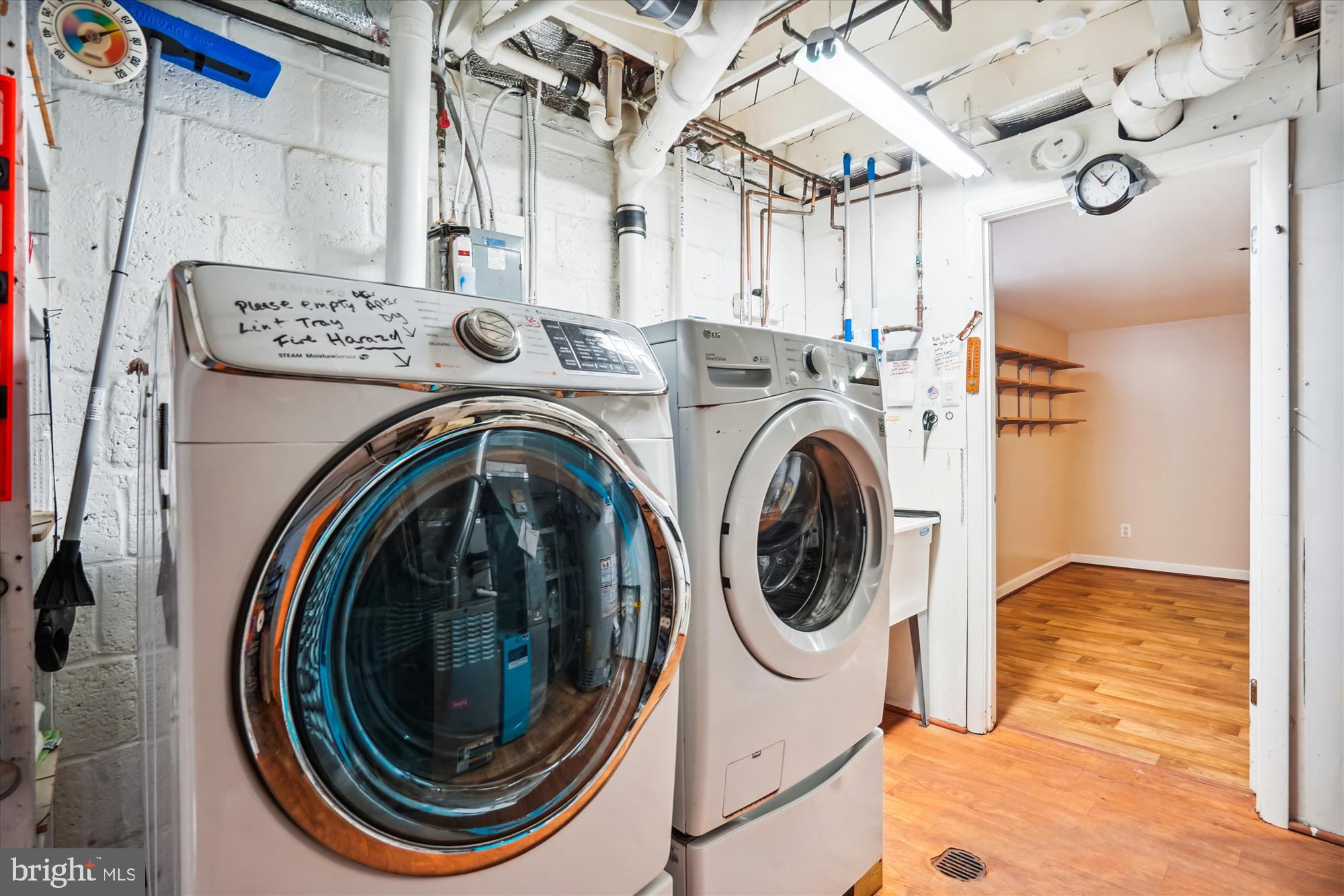 WOODLEY - Residential