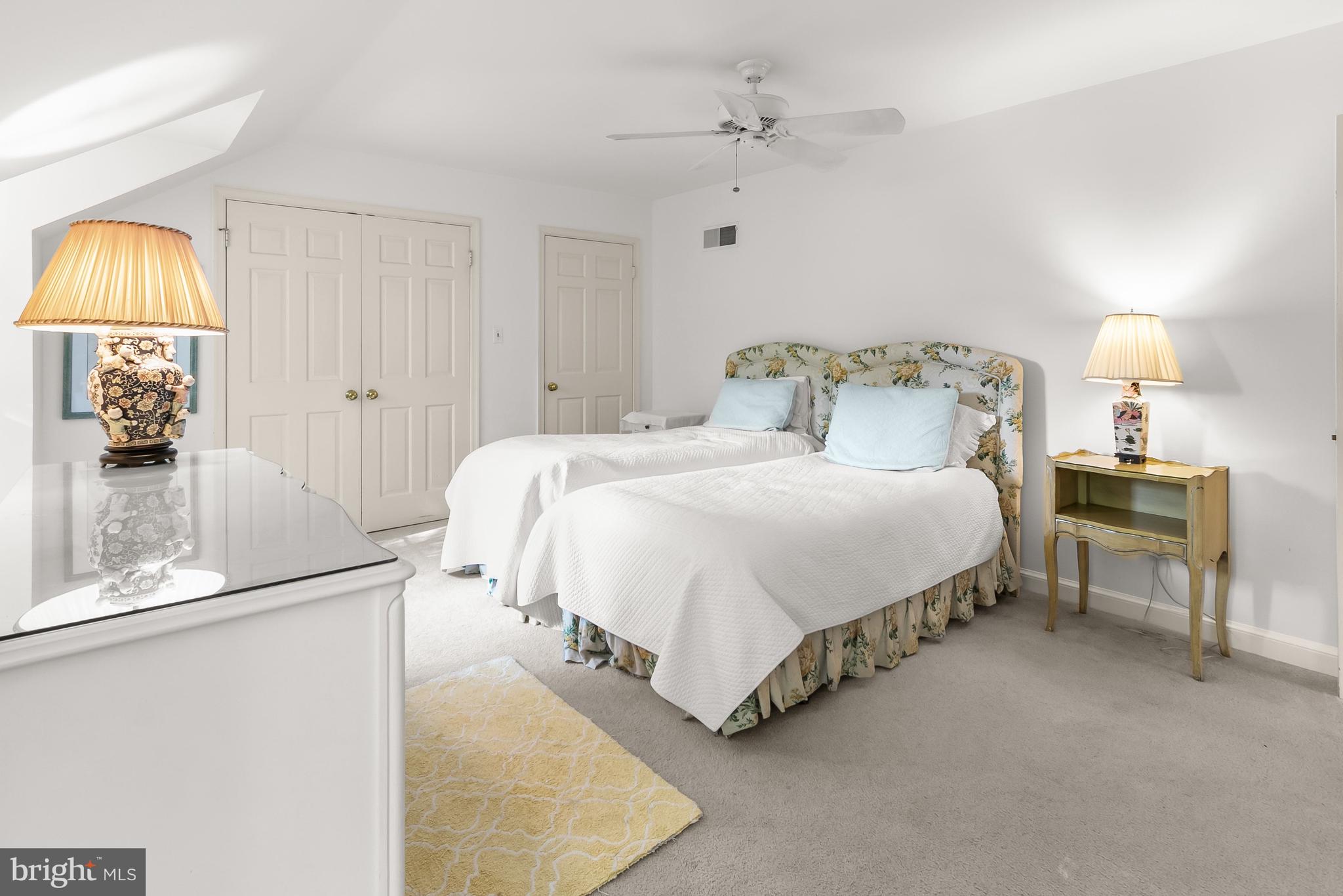 WESTMORELAND HILLS - Residential