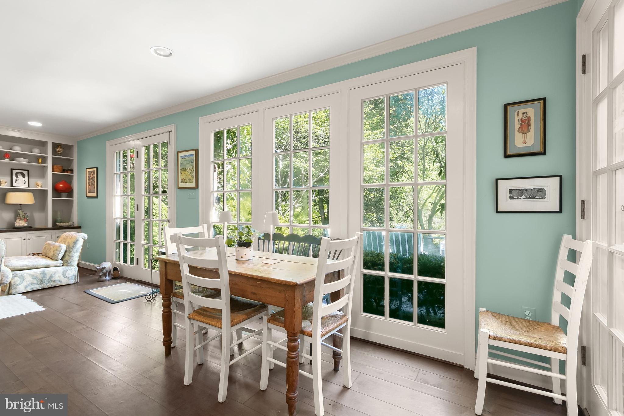 WESTMORELAND HILLS - Residential