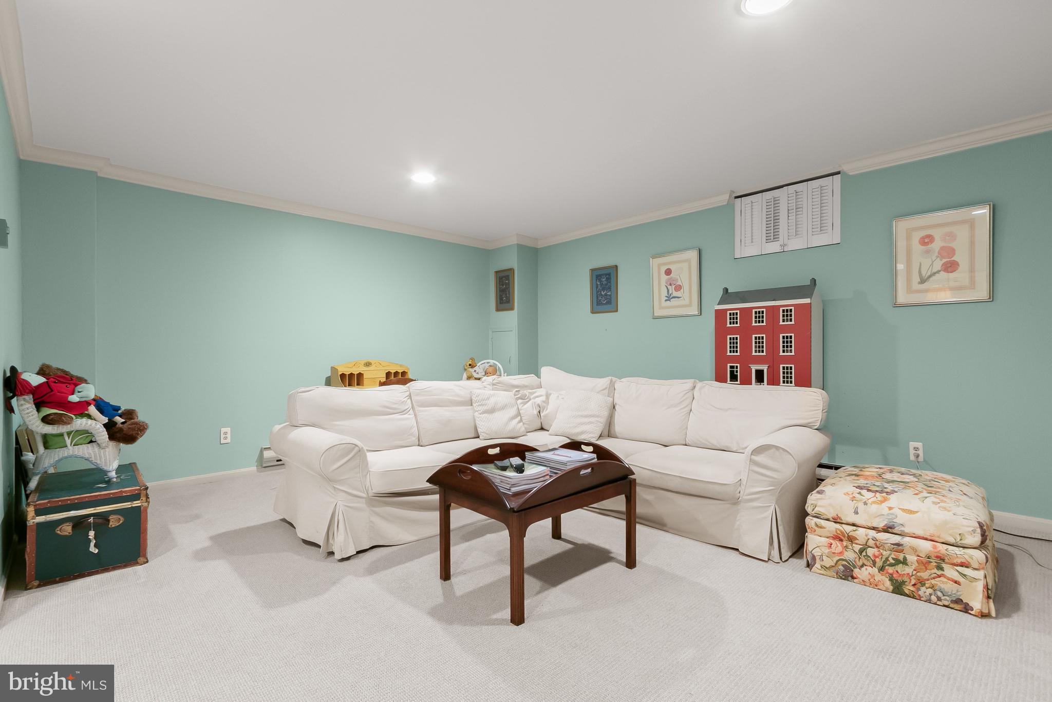 WESTMORELAND HILLS - Residential