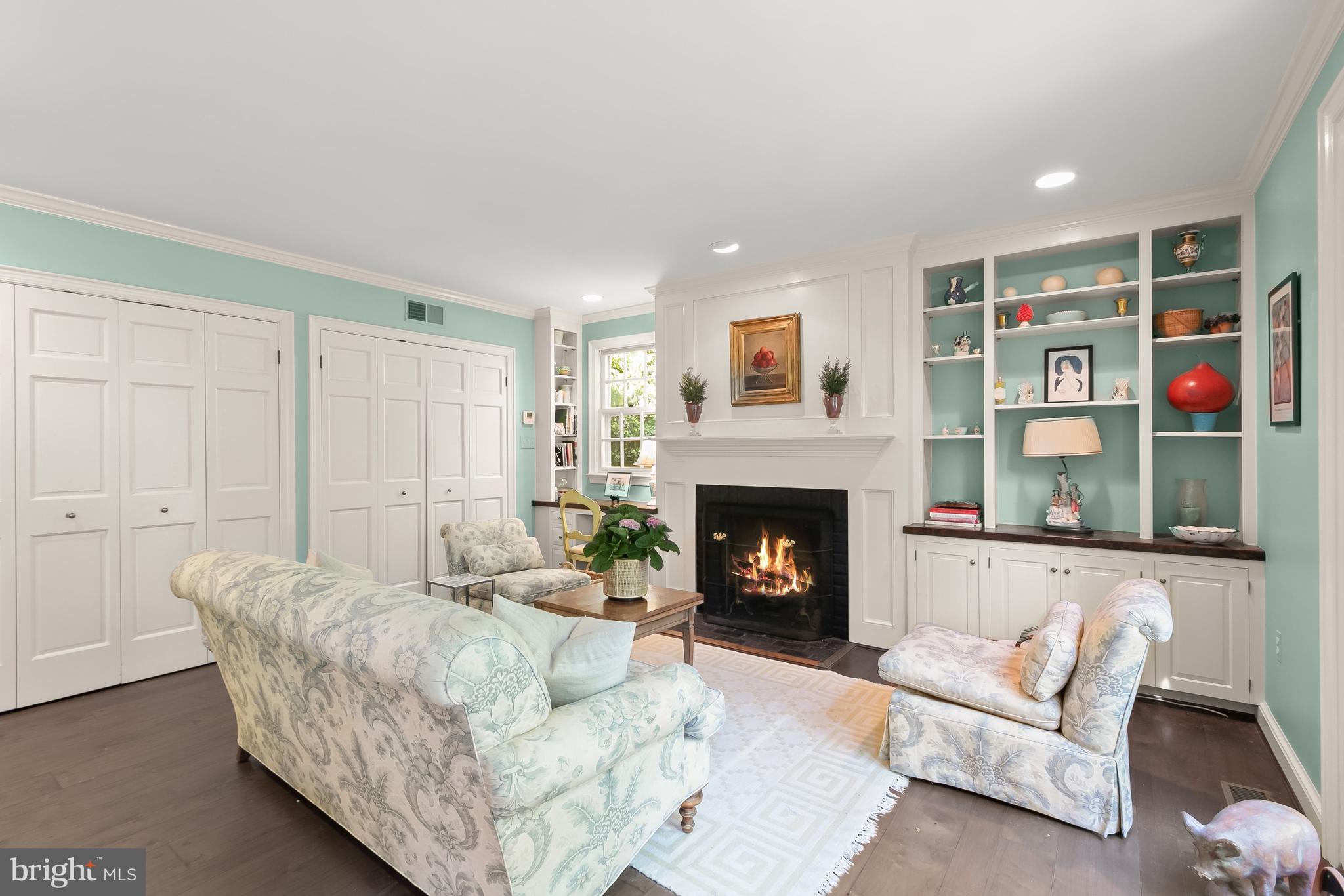 WESTMORELAND HILLS - Residential