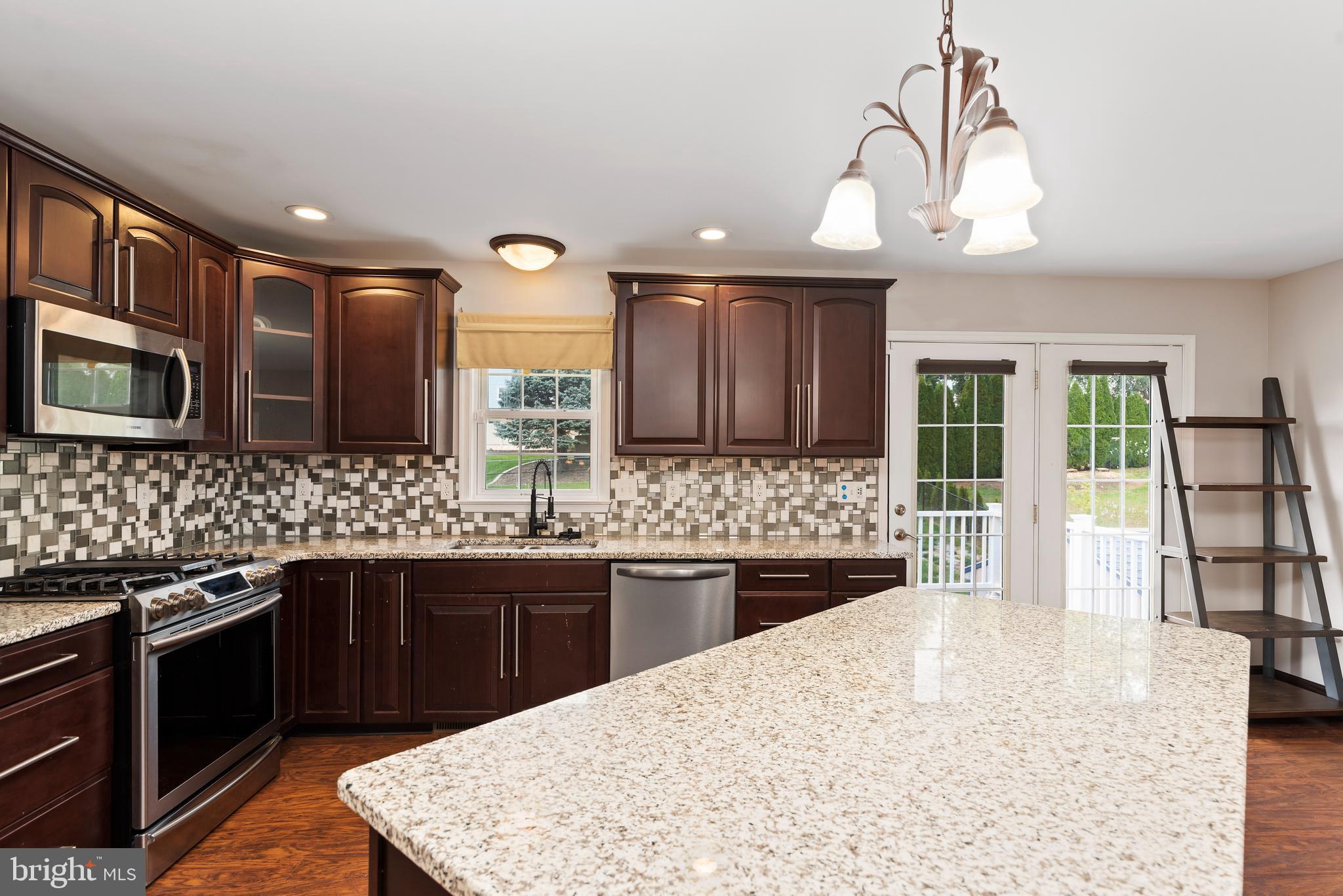SUNRISE MEADOWS - Residential