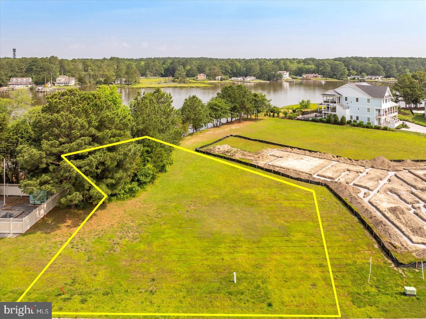 11429 MAID AT ARMS LANE