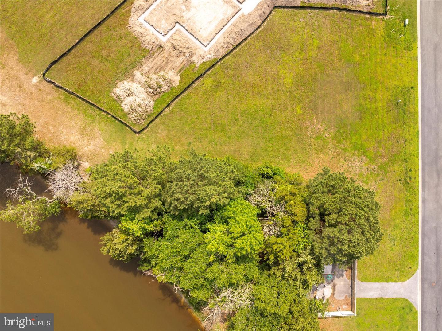 11429 MAID AT ARMS LANE