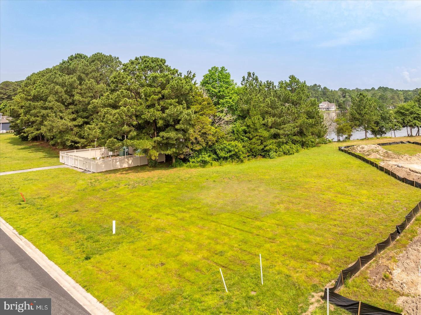 11429 MAID AT ARMS LANE