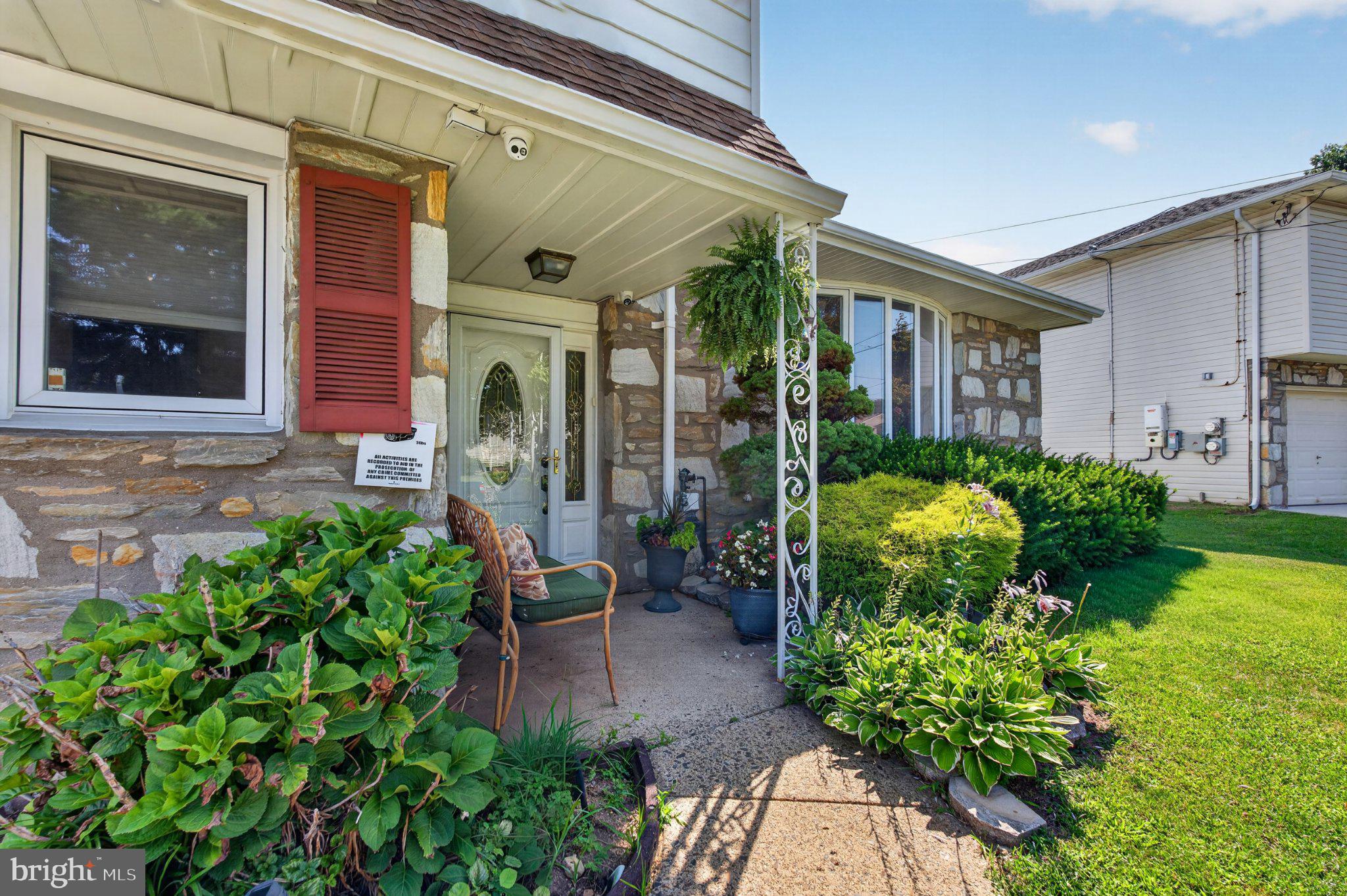 1127 HOWER LANE