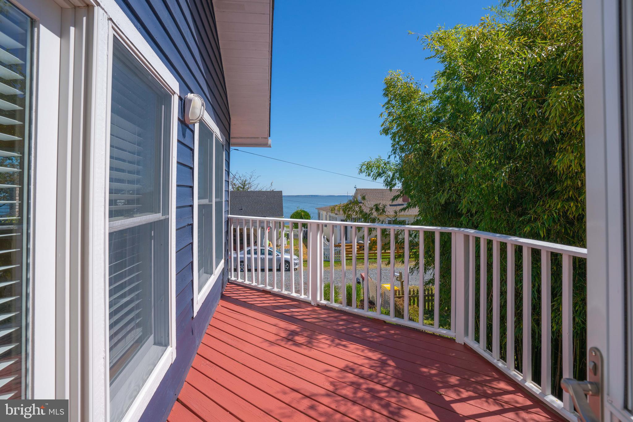 FELICITY COVE - Residential Lease