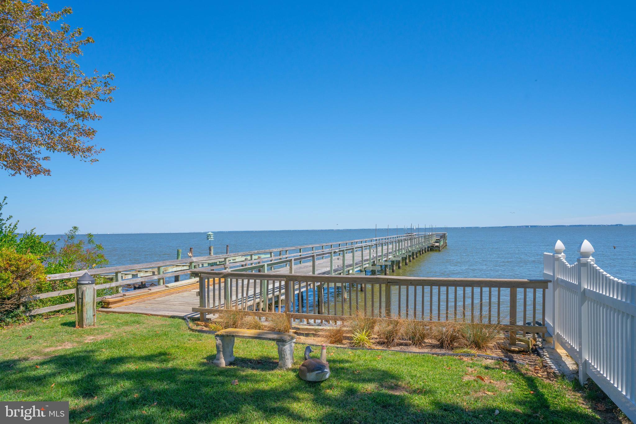 FELICITY COVE - Residential Lease