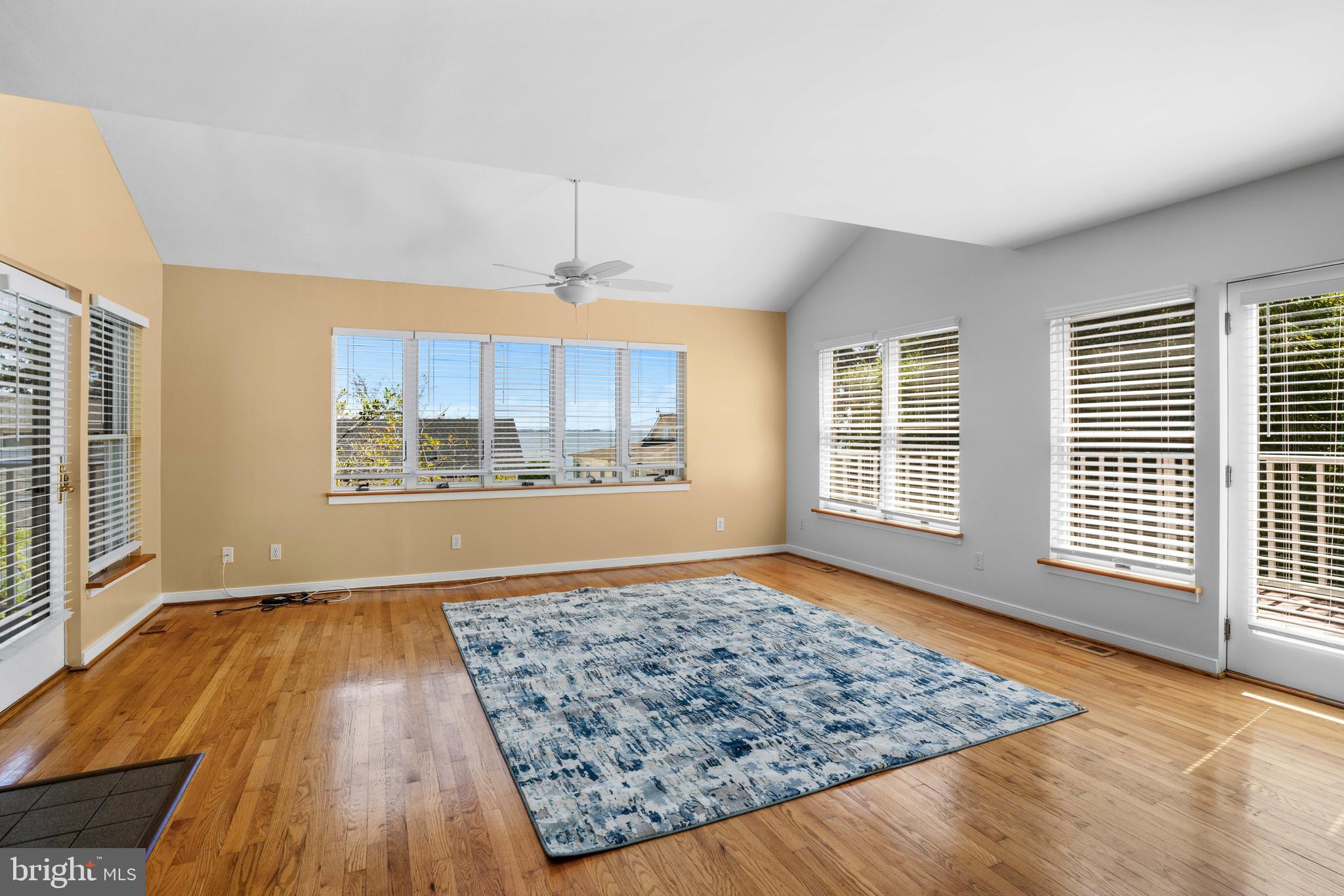 FELICITY COVE - Residential Lease