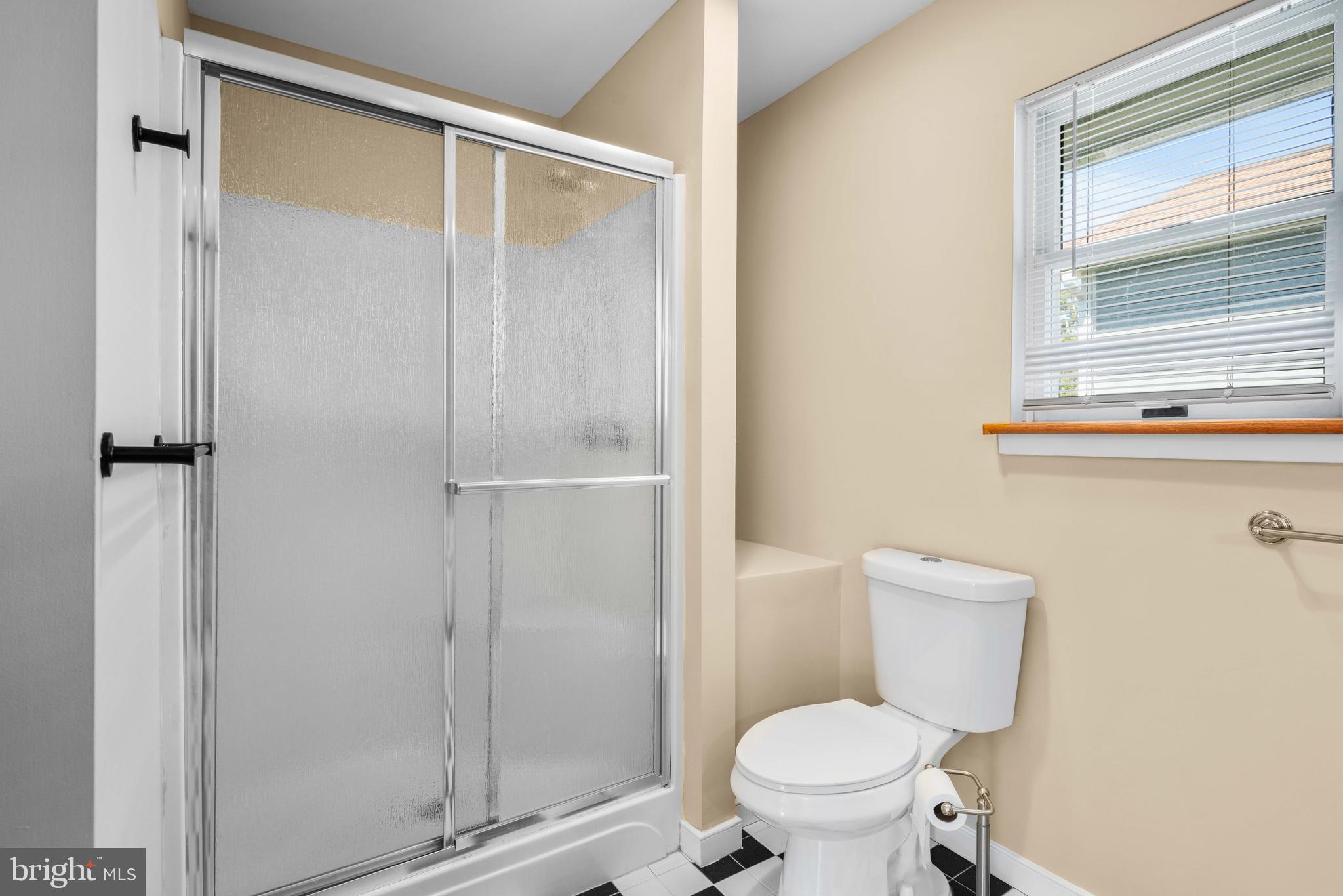 FELICITY COVE - Residential Lease