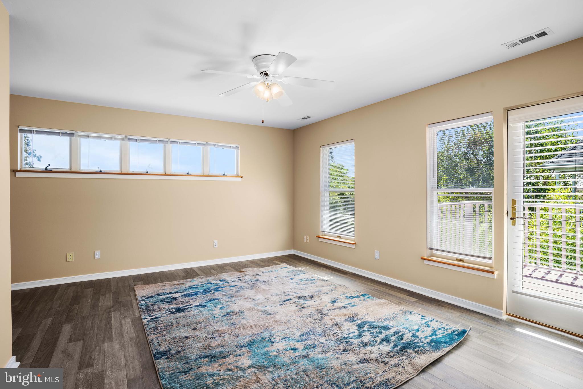 FELICITY COVE - Residential Lease