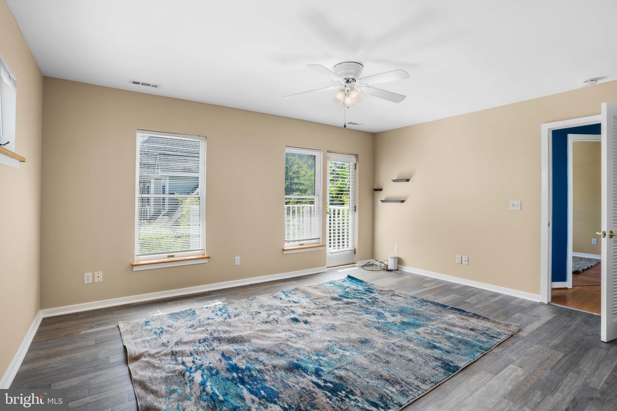 FELICITY COVE - Residential Lease